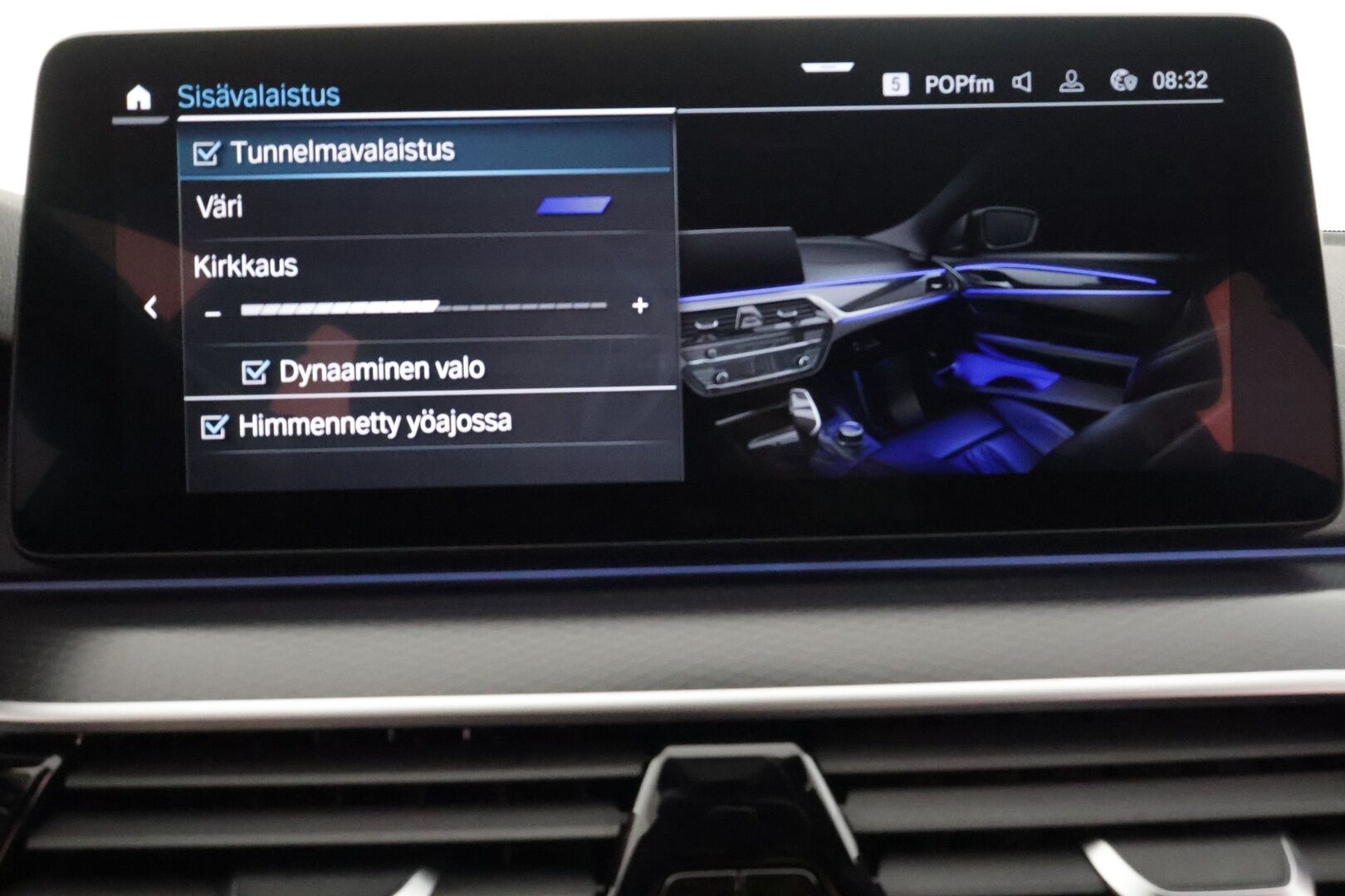 BMW 530 2022 G30 Sedan 530e xDrive A Charged Edition M Sport - | ACC | LCI | Koukku | HUD | HiFi | Muistipenkki | P.kamera | Sporttipenkit sähköllä | Ambient light | Lane Assist | BSM | 2x renkaat aluin |