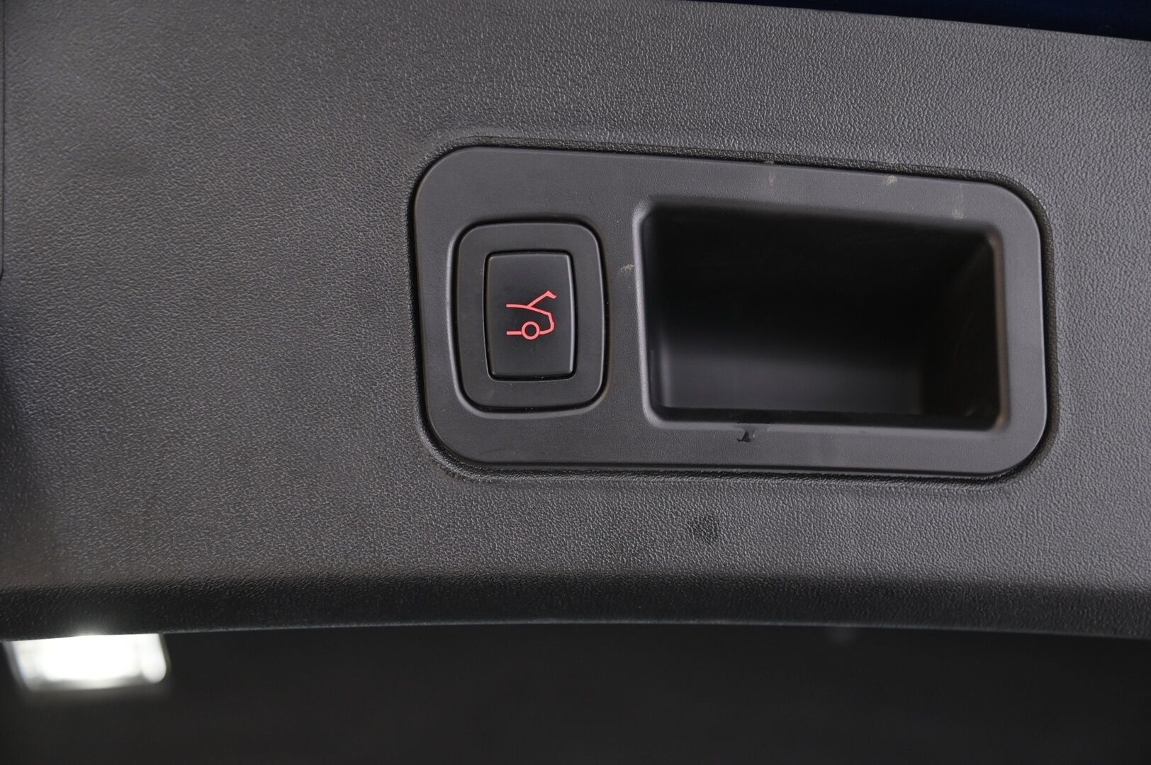 TESLA MODEL S 2019 100D Winter pack*Panorama / AP3 / Premium audio / 2x vanteet* - 3,99 % KORKOTARJOUS TÄHÄN AUTOON - *Erikoisväri / täysnahat*