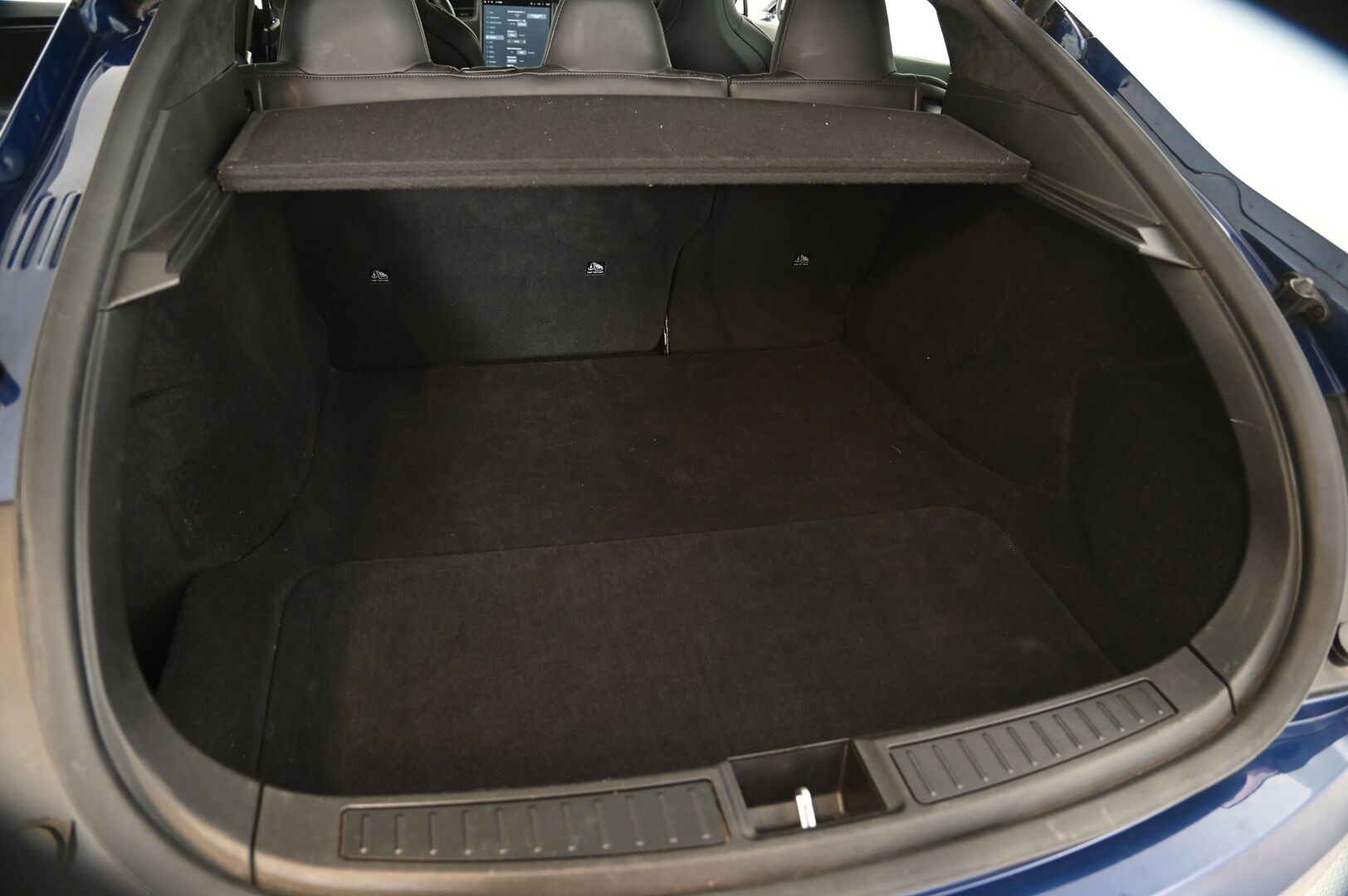 TESLA MODEL S 2019 100D *Panorama / Winter pack / FSD / Nahat / ACC / 2x Renkaat + vanteet* - 3,99 % KORKOTARJOUS TÄHÄN AUTOON - 31.5. ASTI! - 