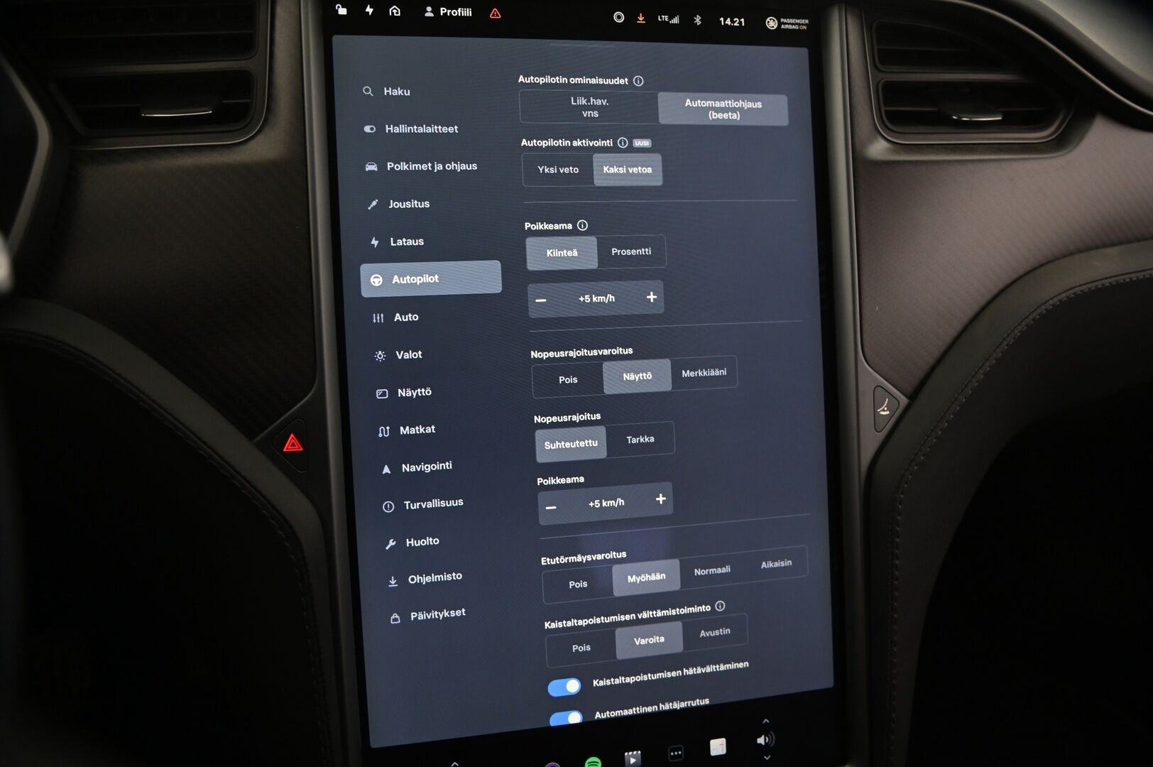 TESLA MODEL S 2019 100D *Panorama / Winter pack / FSD / Nahat / ACC / 2x Renkaat + vanteet* - 3,99 % KORKOTARJOUS TÄHÄN AUTOON - 31.5. ASTI! - 