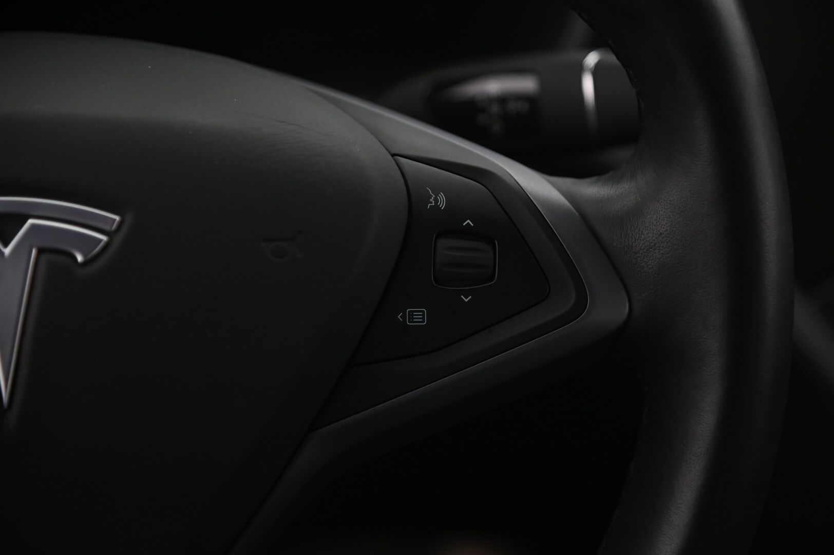 TESLA MODEL S 2019 100D *Panorama / Winter pack / FSD / Nahat / ACC / 2x Renkaat + vanteet* - 3,99 % KORKOTARJOUS TÄHÄN AUTOON - 31.5. ASTI! - 
