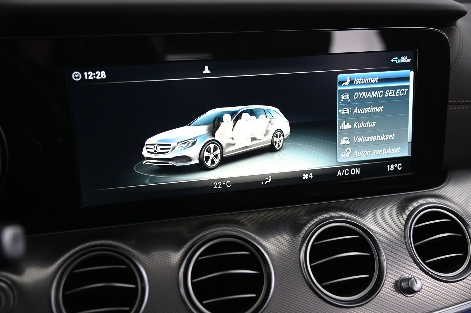 MERCEDES-BENZ E 2019 220 d 4Matic T A Premium Business *DTR+ / Burmester / Nahkapenkit Muistilla / P.Kamera / Apple&Android* - *Juuri huollettu / 2x renkaat & vanteet*