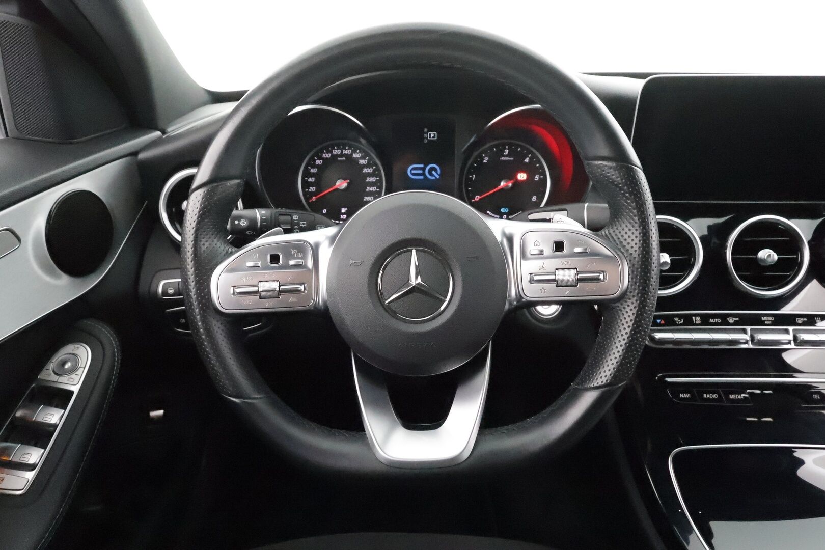 MERCEDES-BENZ C 2020 300 de T A Business AMG Edition EQ Power * Distronic+ / Multibeam LED / Peruutuskamera / Vetokoukku / Navi / Sporttipenkit - Akku kuntotarkastettu / Nahka-Alcantara / Juuri tullut Tampereelle!