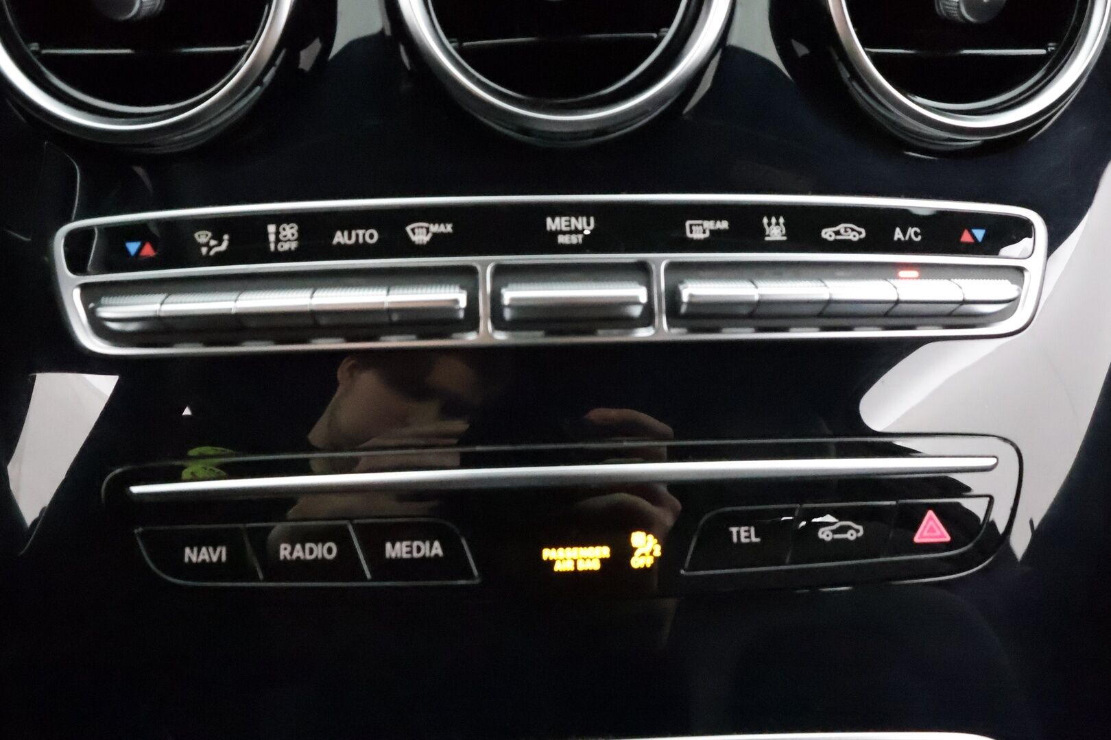 MERCEDES-BENZ C 2020 300 de T A Business AMG Edition EQ Power * Distronic+ / Multibeam LED / Peruutuskamera / Vetokoukku / Navi / Sporttipenkit - Akku kuntotarkastettu / Nahka-Alcantara / Juuri tullut Tampereelle! - HULLUT AVAJAISHULINAT KORKOTARJOUS 3,29 %