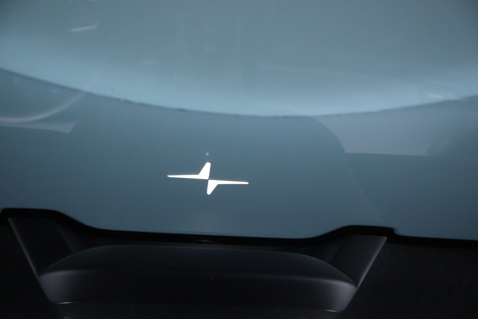 POLESTAR 2 2021 Long Range Dual Motor, 300kW, 78kWh / Pilot&Plus Paketti / Adapt.Vakkari / 360° Kamera / Harman&Kardon / Lasikatto / KeylessGo* - Merkkihuollettu / 2x Polestar Aluvanteet!