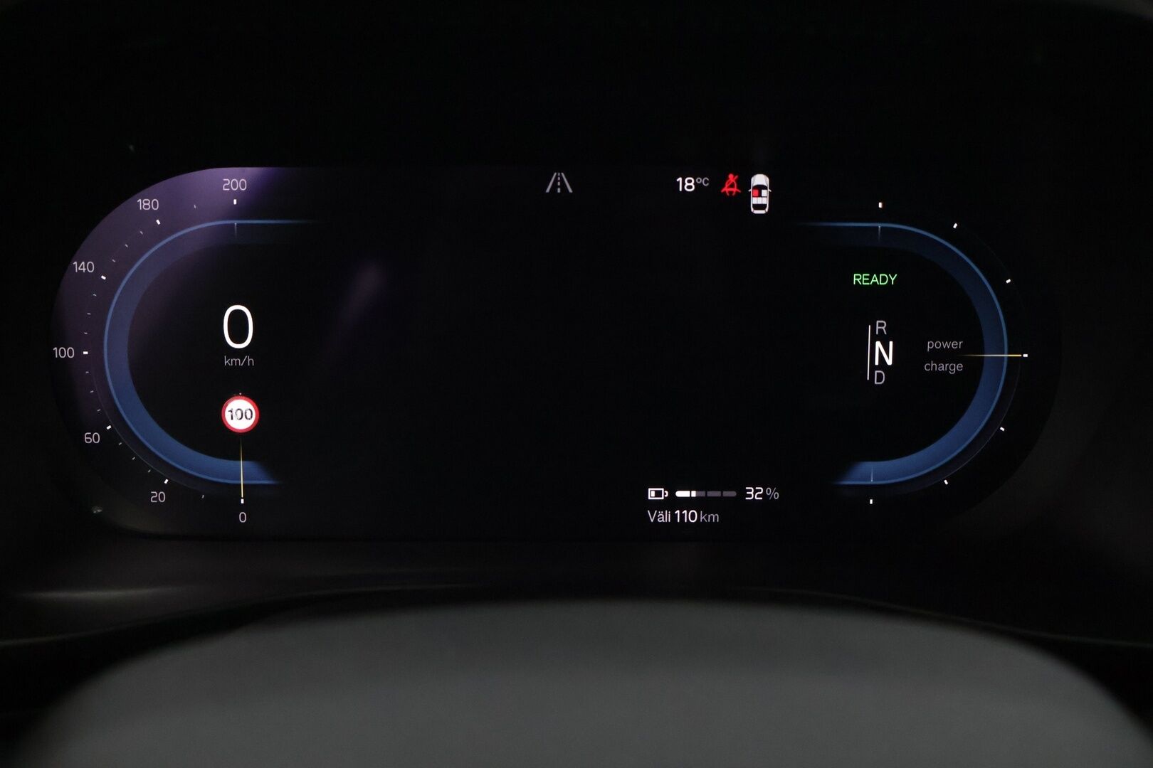 Volvo XC40 2021 Recharge Pure Electric P8 AWD R-Design / Adapt.Vakkari / Lämpöpumppu / Koukku / Digimittaristo / KeylessGo / Ratinlämmitin - Kahdet hyvät renkaat!