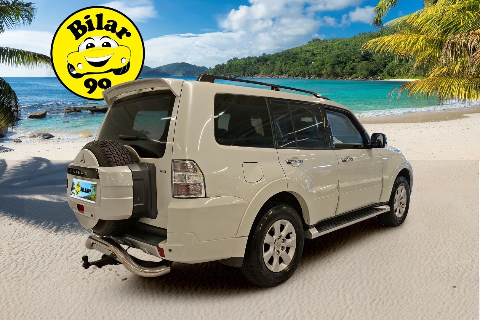 Mitsubishi Pajero 2012 PAJERO  5ov 3497cm3 A - Juuri huollettu | Vakionopeudensäädin | 7-paikkainen | Vetokoukku | Jakopää 04/2025 / 192 tkm | Lasikatto | Vaalea nahkasisusta | Navi | Xenon | Kahdet renkaat