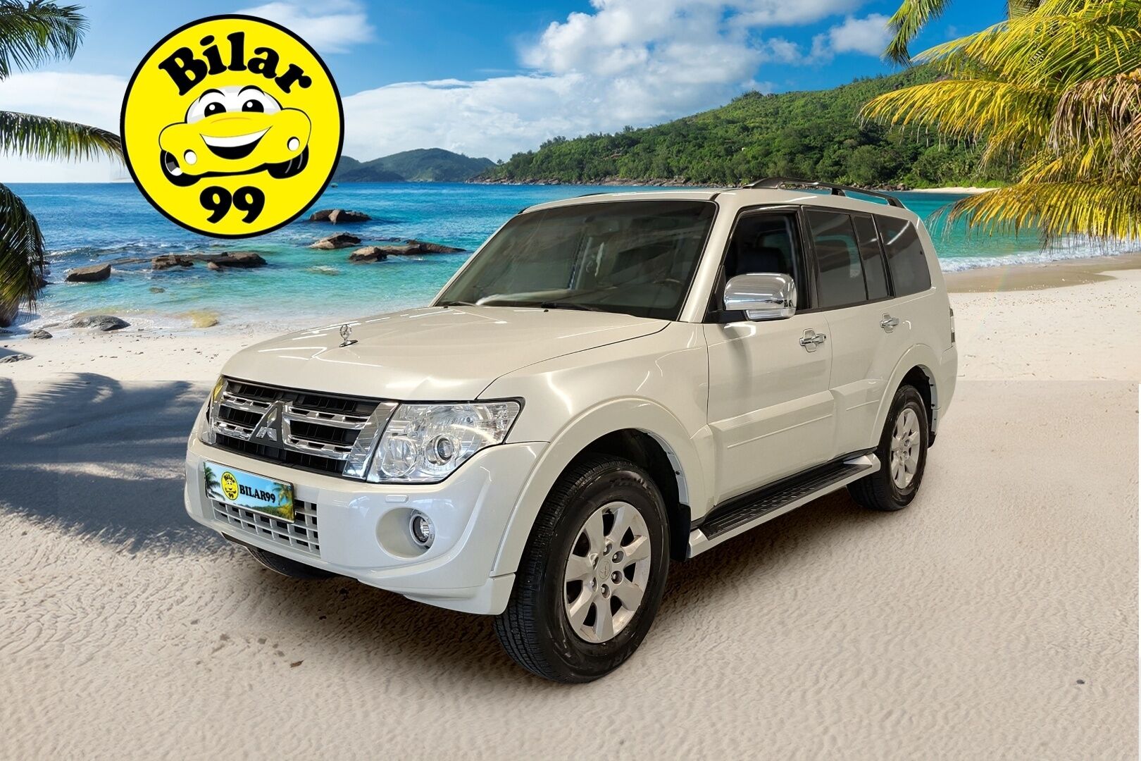 Mitsubishi Pajero 2012 PAJERO  5ov 3497cm3 A - Juuri huollettu | Vakionopeudensäädin | 7-paikkainen | Vetokoukku | Jakopää 04/2025 / 192 tkm | Lasikatto | Vaalea nahkasisusta | Navi | Xenon | Kahdet renkaat