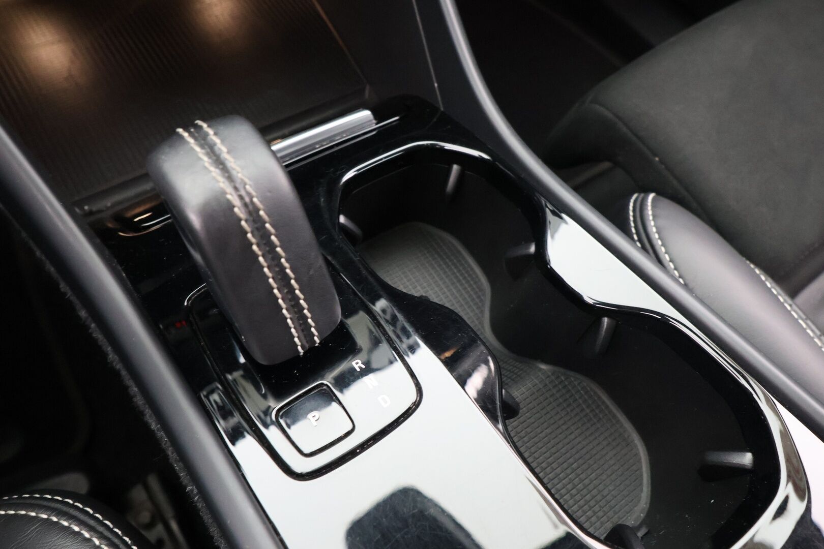 Volvo XC40 2021 P8 Recharge R-Design AWD aut. - ACC | Pilot Assist | BLIS | LED | VOC 