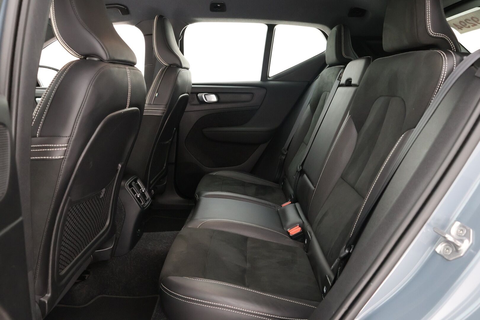 Volvo XC40 2021 P8 Recharge R-Design AWD aut. - ACC | Pilot Assist | BLIS | LED | VOC 