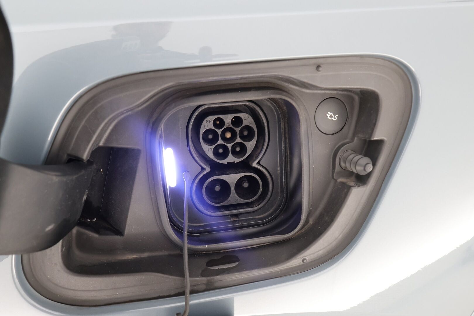Volvo XC40 2021 P8 Recharge R-Design AWD aut. - ACC | Pilot Assist | BLIS | LED | VOC 