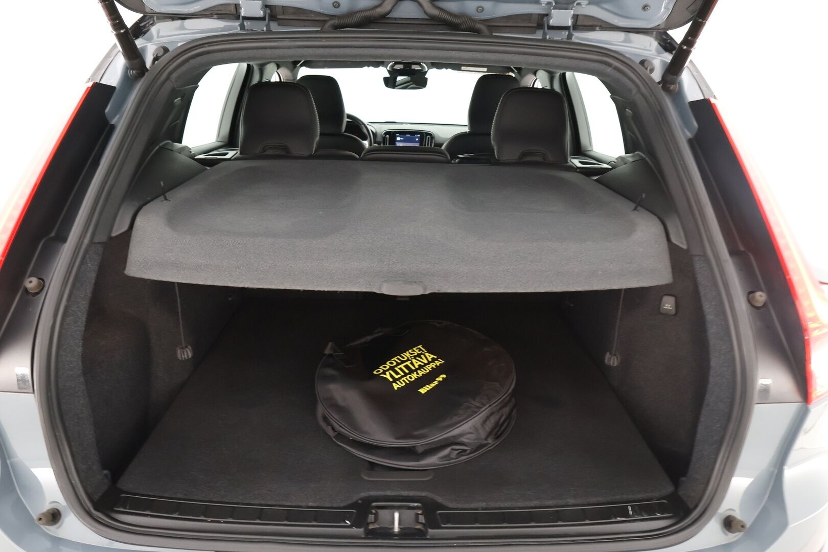 Volvo XC40 2021 P8 Recharge R-Design AWD aut. - ACC | Pilot Assist | BLIS | LED | VOC 