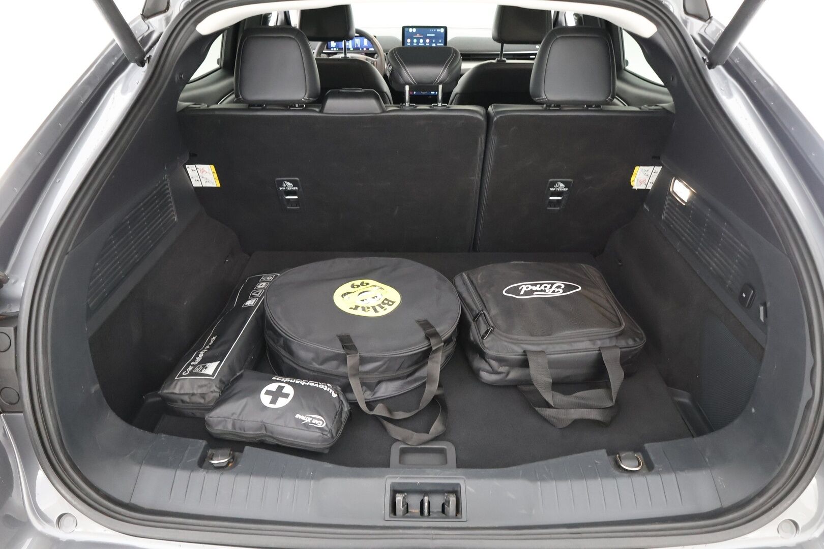 FORD MUSTANG MACH-E 2021 RWD 269hv * ACC / Lasikatto / B&O / 360°-kamera / Nahkasisusta / Muistipenkki / Koukku * - Huippuvarusteet / Hyvin pidetty / Huippusiisti!