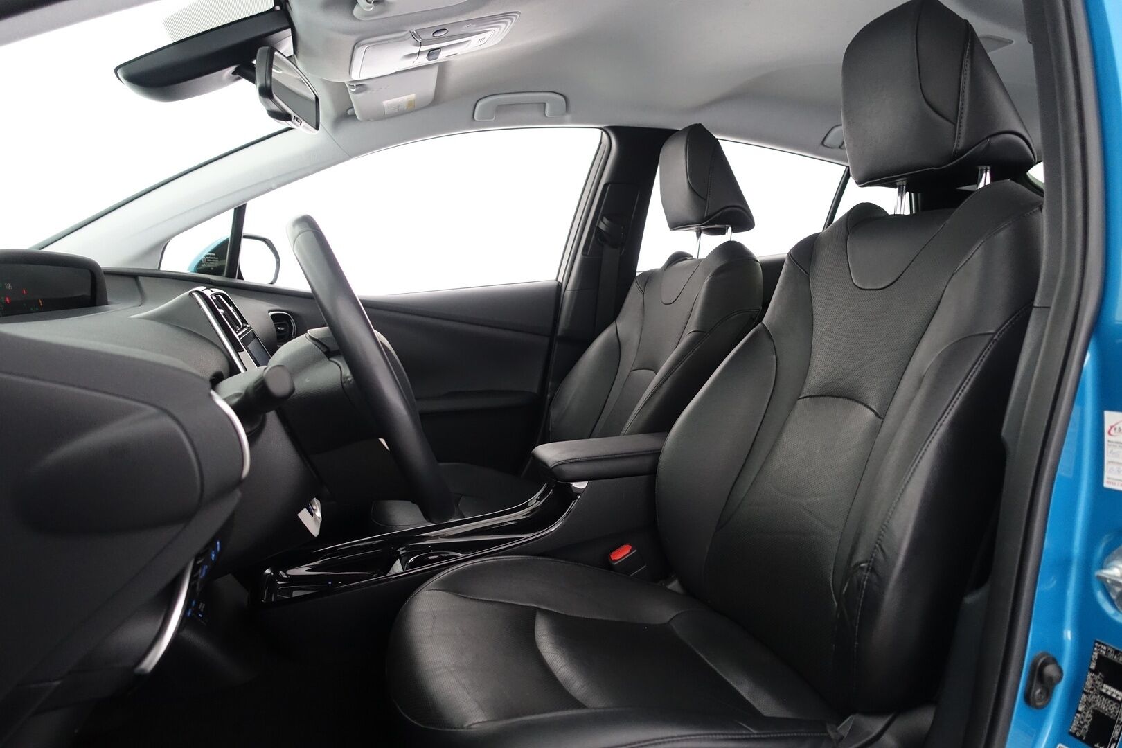 Toyota Prius 2017 Plug-in Hybrid Premium - | Juuri Katsastettu! | JBL Audio | ACC | Digimittari | Keyless | BLIS | Nahkasisusta | Navi | P. Kamera | Tutkat |
