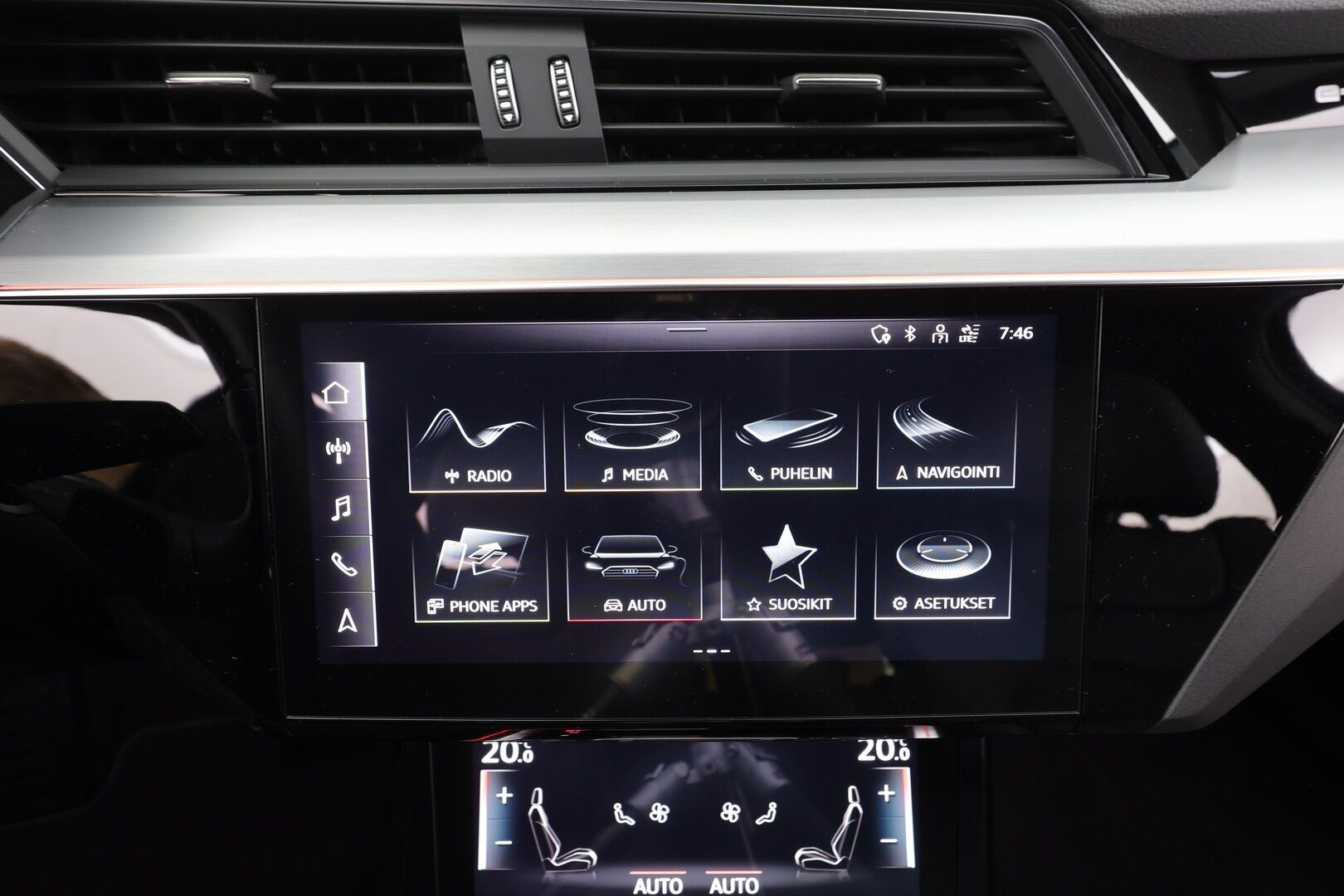Audi Q8 e-tron 2024 50 quattro Launch Edition - | ACC | Lisälämmitin | Koukku | Ilma-Alusta | Matrix-LED | HUD | Muistipenkki | Keyless | Apple&Android | Merkkihuollettu | Kahdet Renkaat |