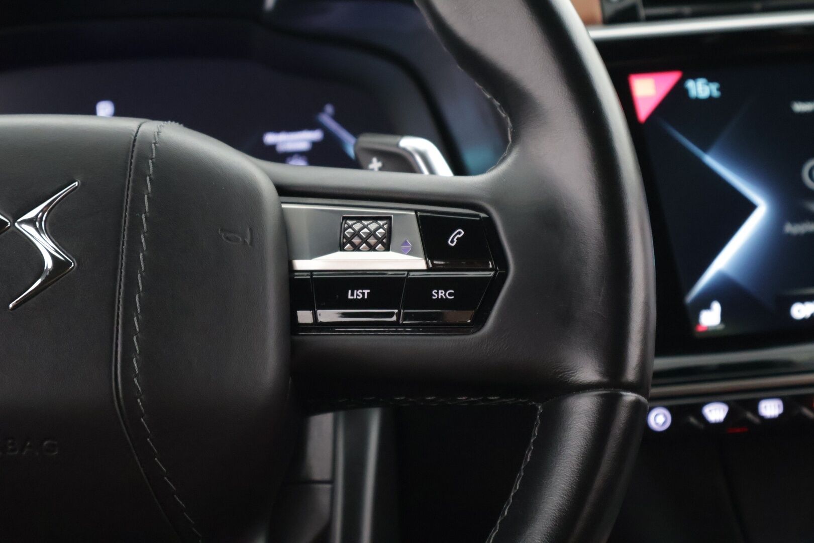 DS 7 2020 Crossback E-Tense Plug-in Hybrid Grand Chic Aut * Hierovat Sähköpenkit Muistilla / ACC / BLISS / Focal Audio System * - Hierovat Sähköpenkit Muistilla / ACC / BLISS / Focal Audio System 