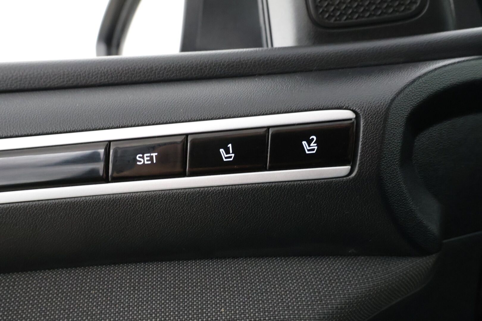 Hyundai Tucson 2022 1.6 T-GDi 180hv Hybrid 4WD Style / Esilämmitys / Ilmastoidut Muistinahat / 360° kamera / Smart Cruise / Koukku / Keyless - 2x alumiinivanteet / Huippurenkaat / Siisti