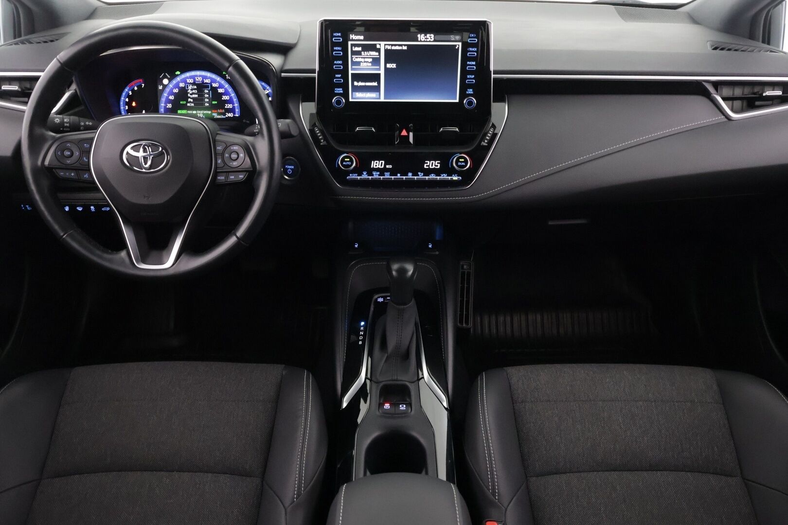 Toyota Corolla 2022 Touring Sports 1,8 Hybrid Style / Adapt. Vakkari / P-kamera / Ratinlämmitin / Lohko+sisäpuhallin / Sporttipenkit - *Pienet kilometrit - pienet kulut / 2x renkaat alumiinivanteilla / Fiksu käyttöauto*