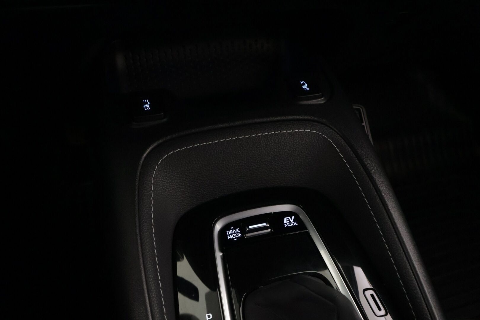 Toyota Corolla 2022 Touring Sports 1,8 Hybrid Style / Adapt. Vakkari / P-kamera / Ratinlämmitin / Lohko+sisäpuhallin / Sporttipenkit - *Pienet kilometrit - pienet kulut / 2x renkaat alumiinivanteilla / Fiksu käyttöauto*