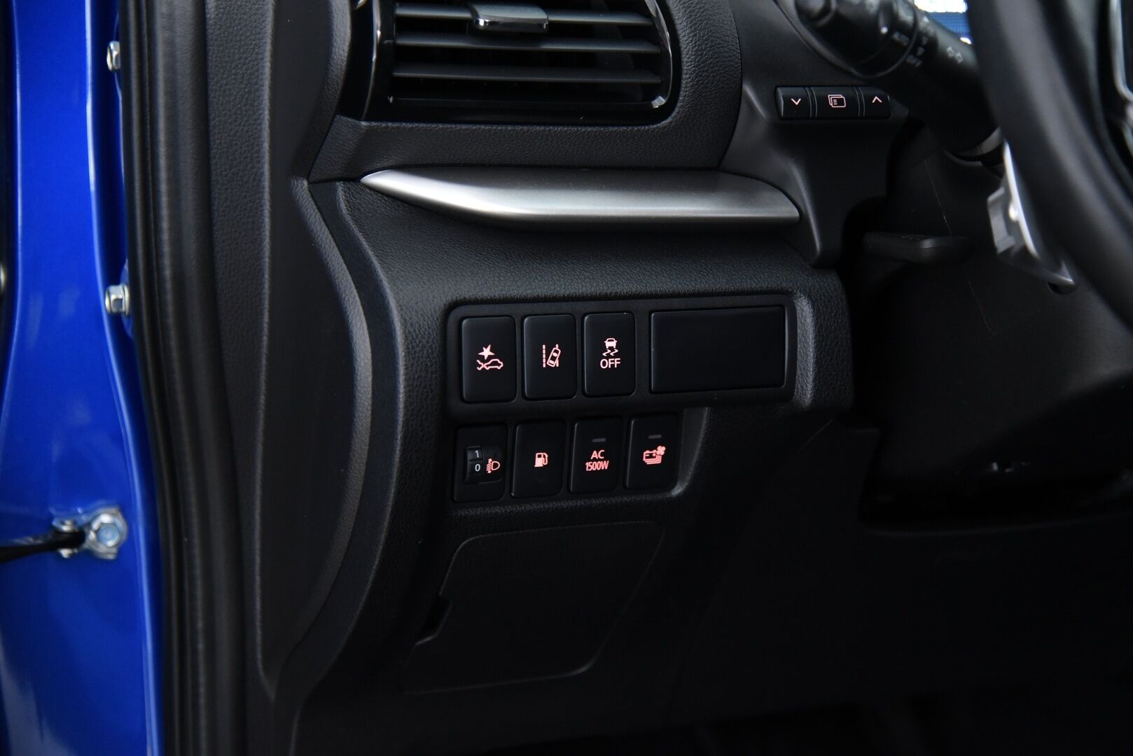 Mitsubishi Eclipse Cross 2023 2.4 PHEV Instyle 4WD / Adapt.vak / 360-kamera / LED / Navi / BLIS - 2x renkaat / huoltokirja