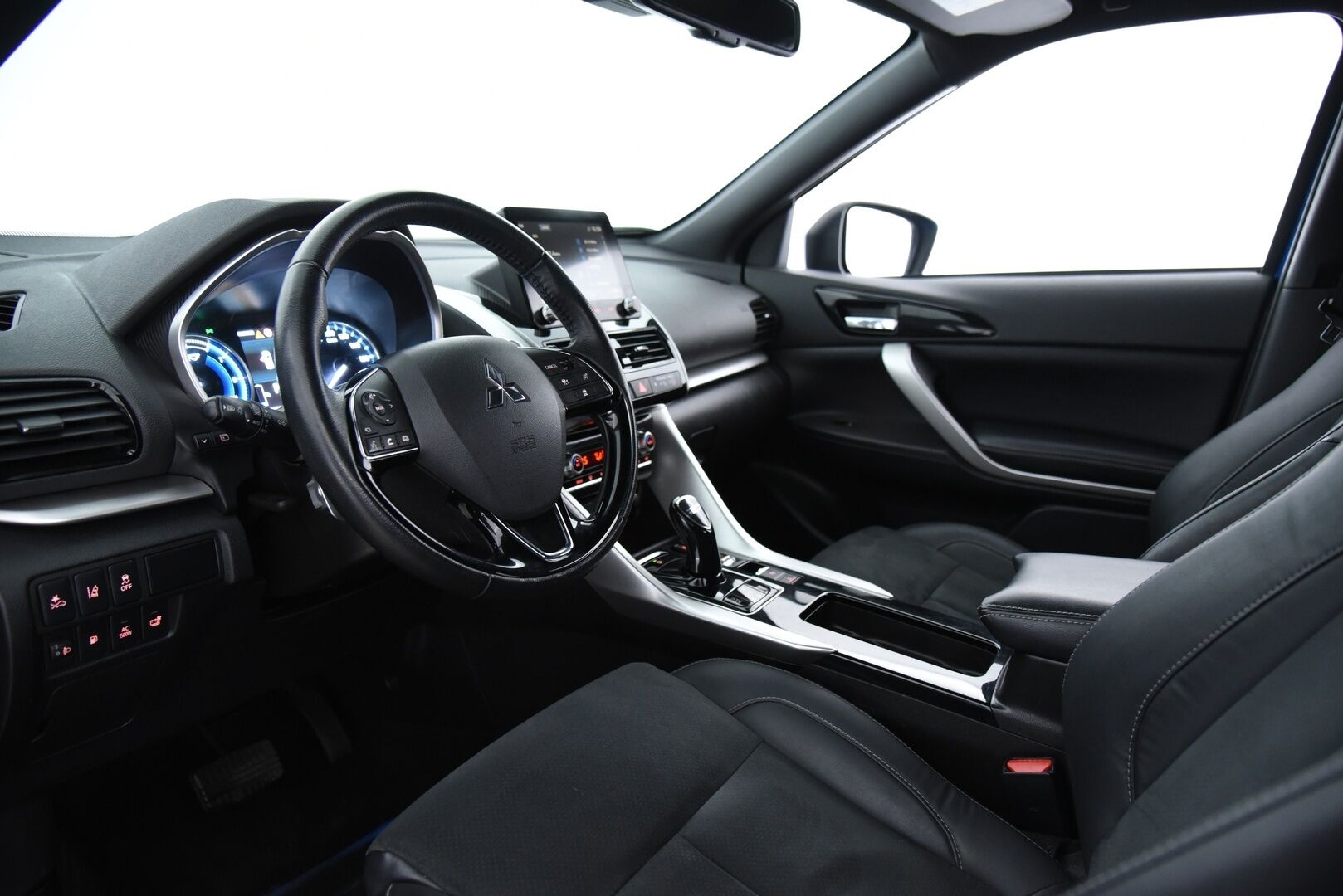 Mitsubishi Eclipse Cross 2023 2.4 PHEV Instyle 4WD / Adapt.vak / 360-kamera / LED / Navi / BLIS - 2x renkaat / huoltokirja