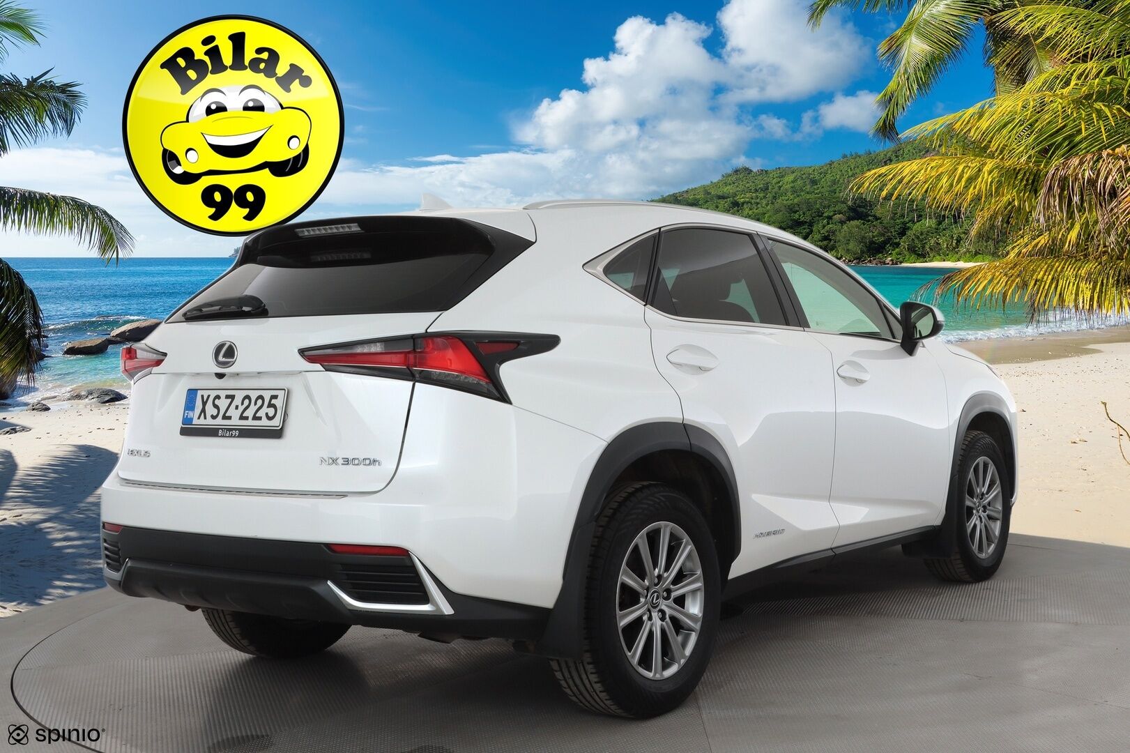 Lexus NX 2018 300h AWD Business * ACC / Puolinahat / Kaistavahti / P.kamera / LED / Apple&Android / Facelift * - Kahdet renkaat aluvanteilla / Merkkihuollettu - HULLUT AVAJAISHULINAT KORKOTARJOUS 3,29 %