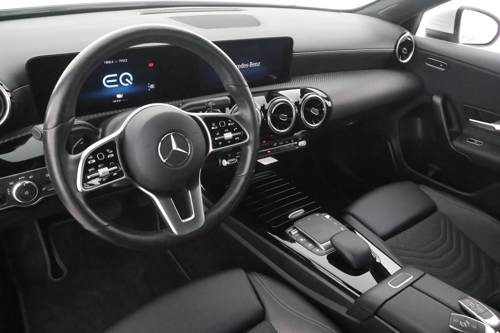 Mercedes-Benz A 2021 250 e A Business Style Edition EQ Power - Distronic Pro | Kaistavahti | Sporttipenkit | LED | Navi | P.Kamera