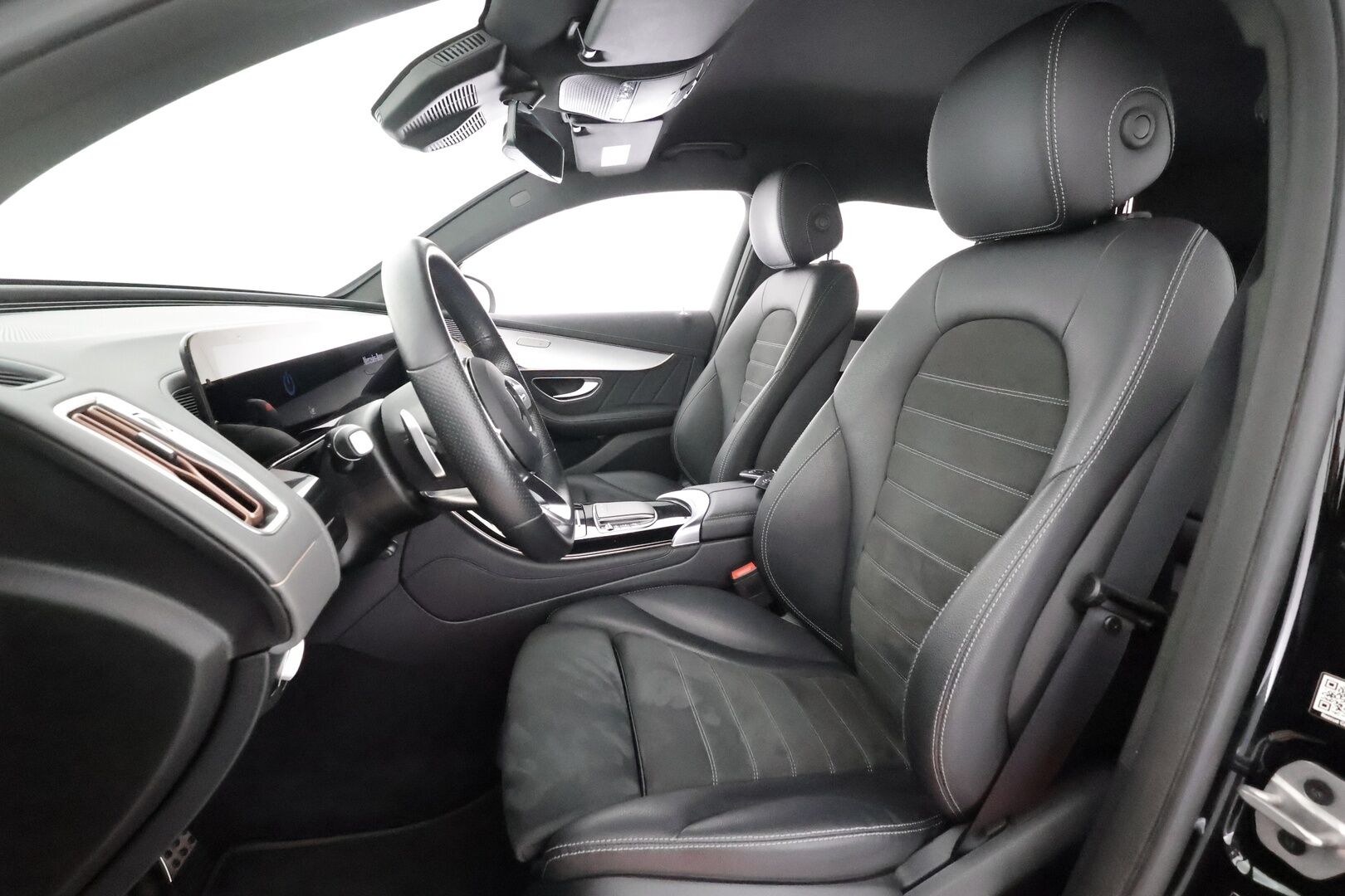 Mercedes-Benz EQC 2021 400 4Matic Edition AMG - | Distronic+ | Lisälämmitin | Koukku | Widescreen | LED | osasähköt | Puolinahat | P.Kamera | Keyless | Suomi-auto |