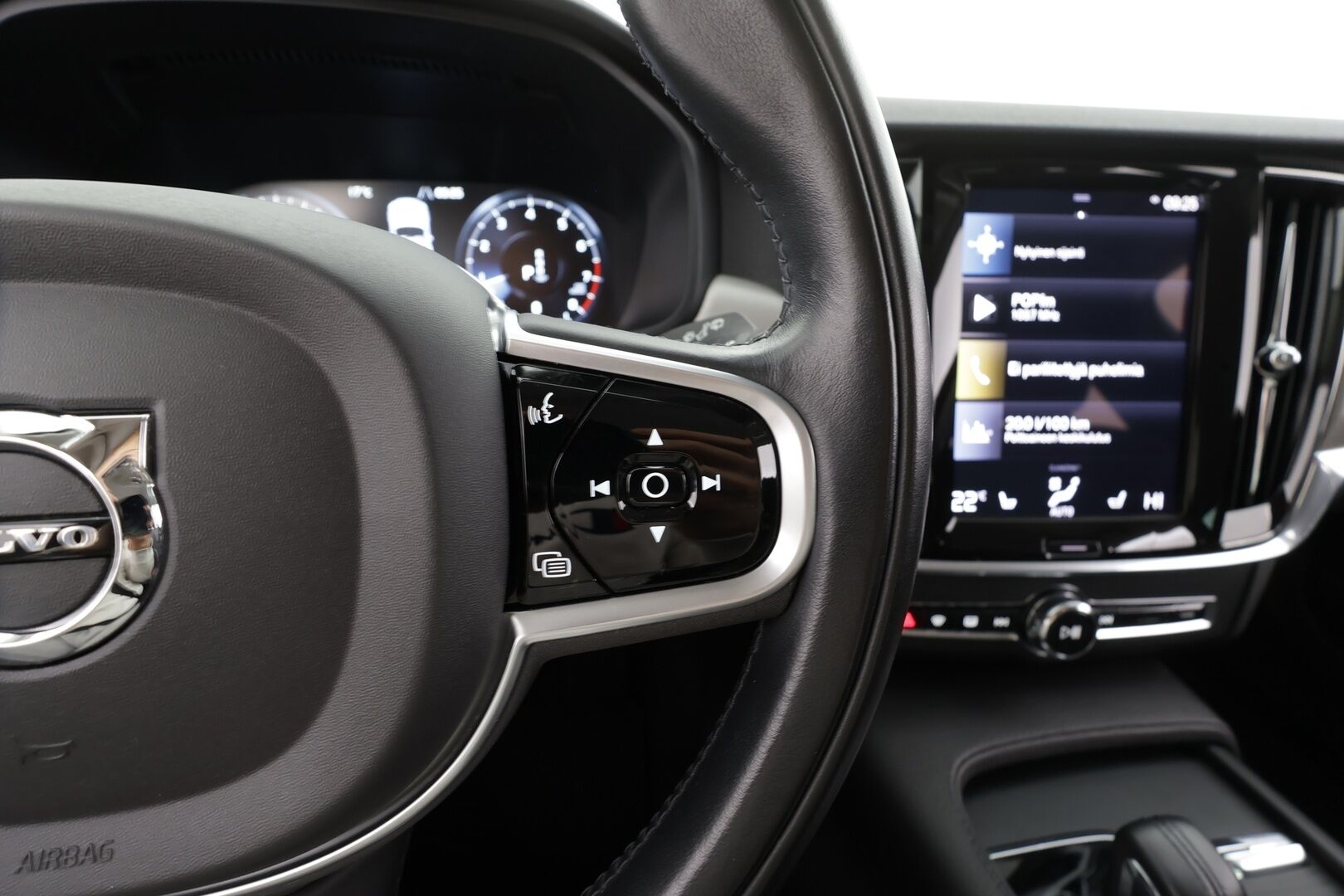 Volvo V90 2021 B4 MHEV Business aut * Webasto / ACC / LED / P.tutka / Navi / Kaistavahti / Puolinahat / Keyless * - 1-om Suomi-auto / Kahdet renkaat / Merkkihuollettu! - Osta nyt, maksa vasta ensi vuonna