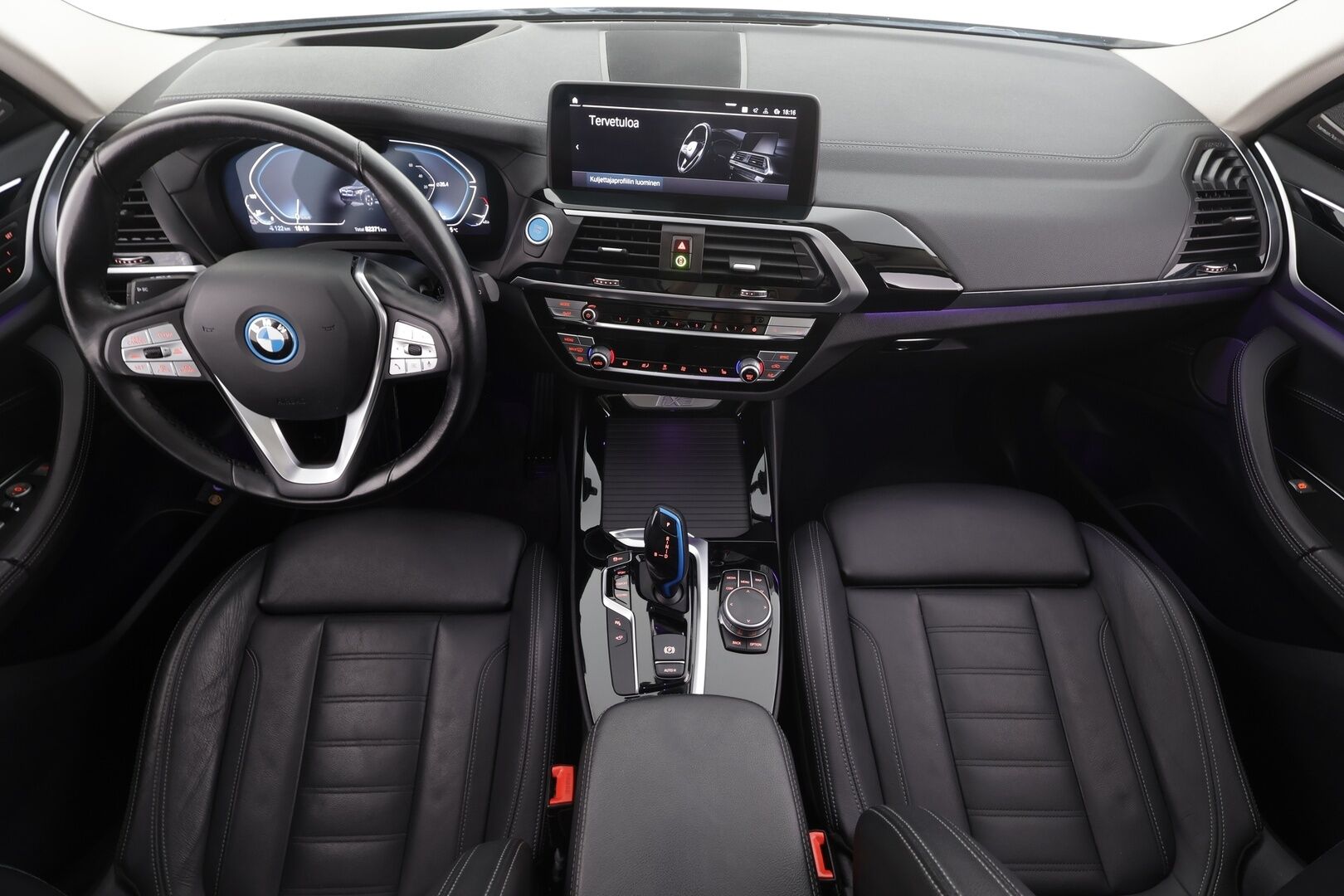 BMW iX3 2021 G08 Charged Plus * ACC / HUD / 360° / H&K / Koukku / Adapt.LED / Panorama / Muistipenkki / Comfort Access / Sporttinahat * - Suomi-auto / Kahdet renkaat aluvanteilla / Huippuvarusteet
