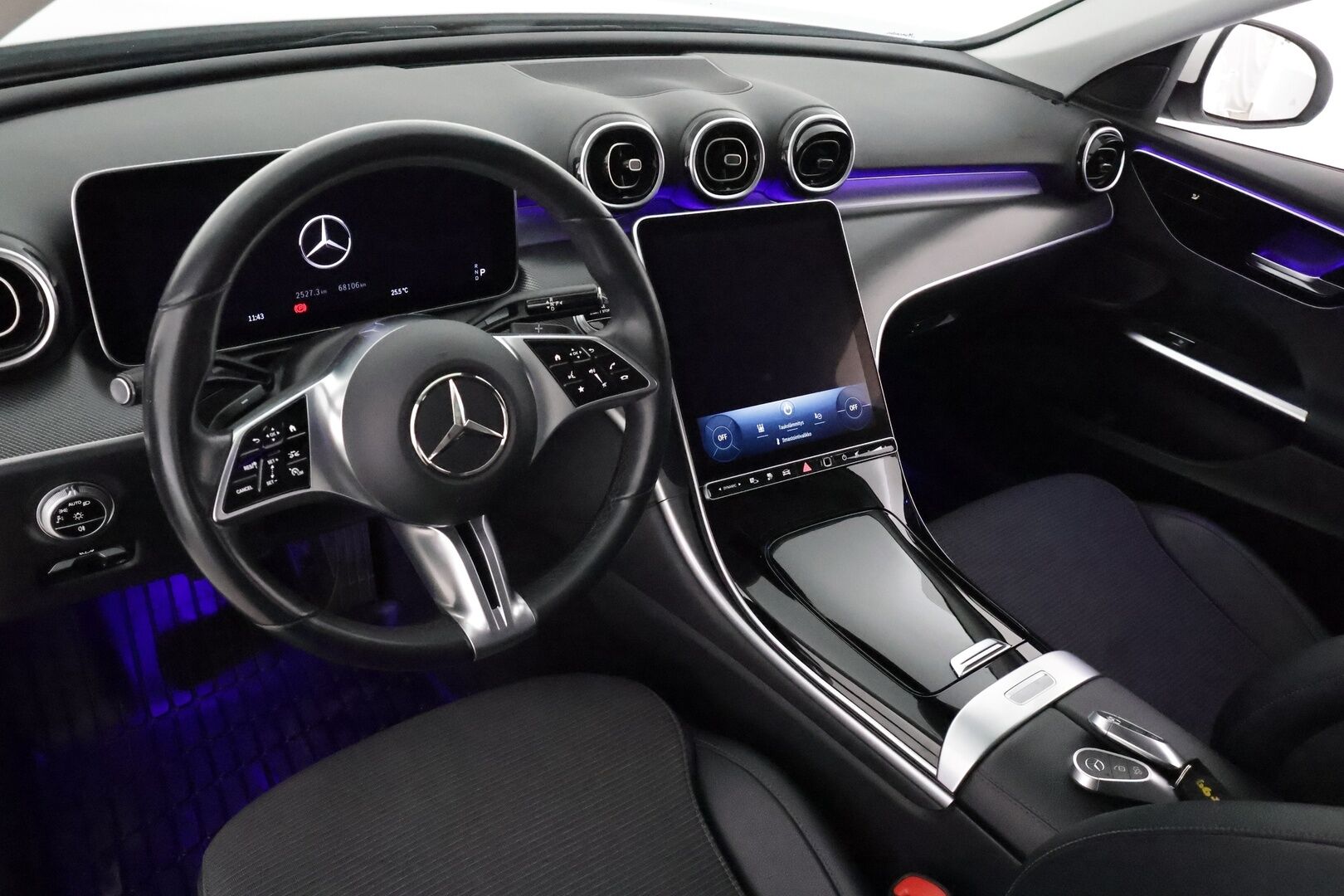 MERCEDES-BENZ C 2022 300 e T A Business Avantgarde **Adapt.Vakkari / LED-High Performance / P.kamera / Comfort Penkit / Navi / Kaistavahti** - 3,99 % KORKOTARJOUS TÄHÄN AUTOON - 2x Latauskaapelit / Kahdet Renkaat