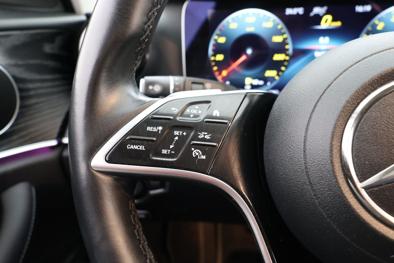 MERCEDES-BENZ E 2021 300 e T A Business Avantgarde EQ Power - | DTR+Q | Widescreen | Night-Paketti | Peruutuskamera | Puolinahat | Apple&Android | Huippusiisti! 