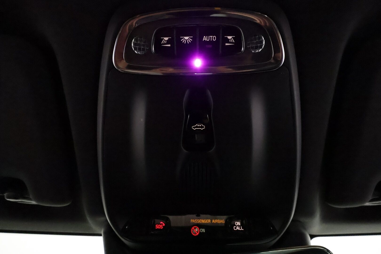 Volvo XC60 2020 T8 TwE AWD Business Polestar aut *ACC / HUD / Panorama / B&W / 360° / Muistipenkit / Full LED / Webasto / Koukku* - Kahdet renkaat aluvanteilla