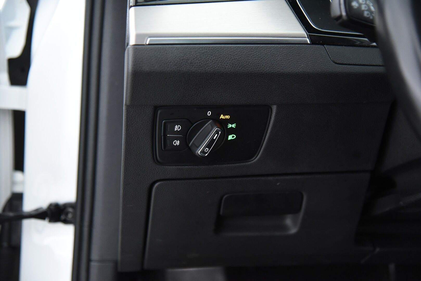 Volkswagen Passat 2020 Variant R-Line 2,0 TDI SCR 140 kW 4MOTION DSG-automaatti / Webasto / Adapt.vakkari / Koukku / Kaistanpitoavustin / P.kamera - Hihna vaihdettu 12/25 / 2x Alumiinivanteet !