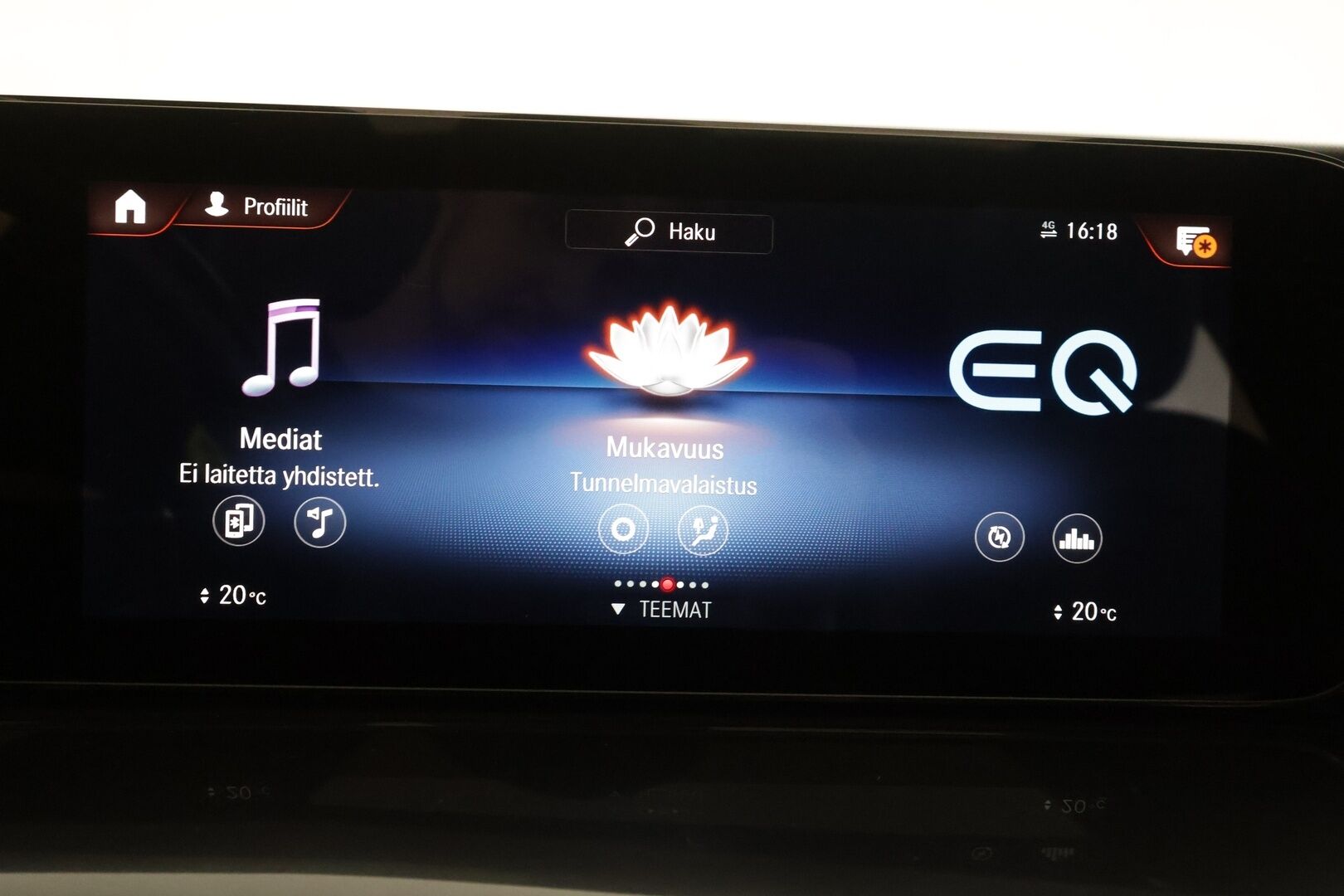 Mercedes-Benz EQC 2022 400 4MATIC Business AMG - | Distronic+ | Lisälämmitin | Multibeam LED | Lasikattoluukku | Widescreen | HUD | Muistipenkit | Keyless | Apple&Android | Kahdet Renkaat |