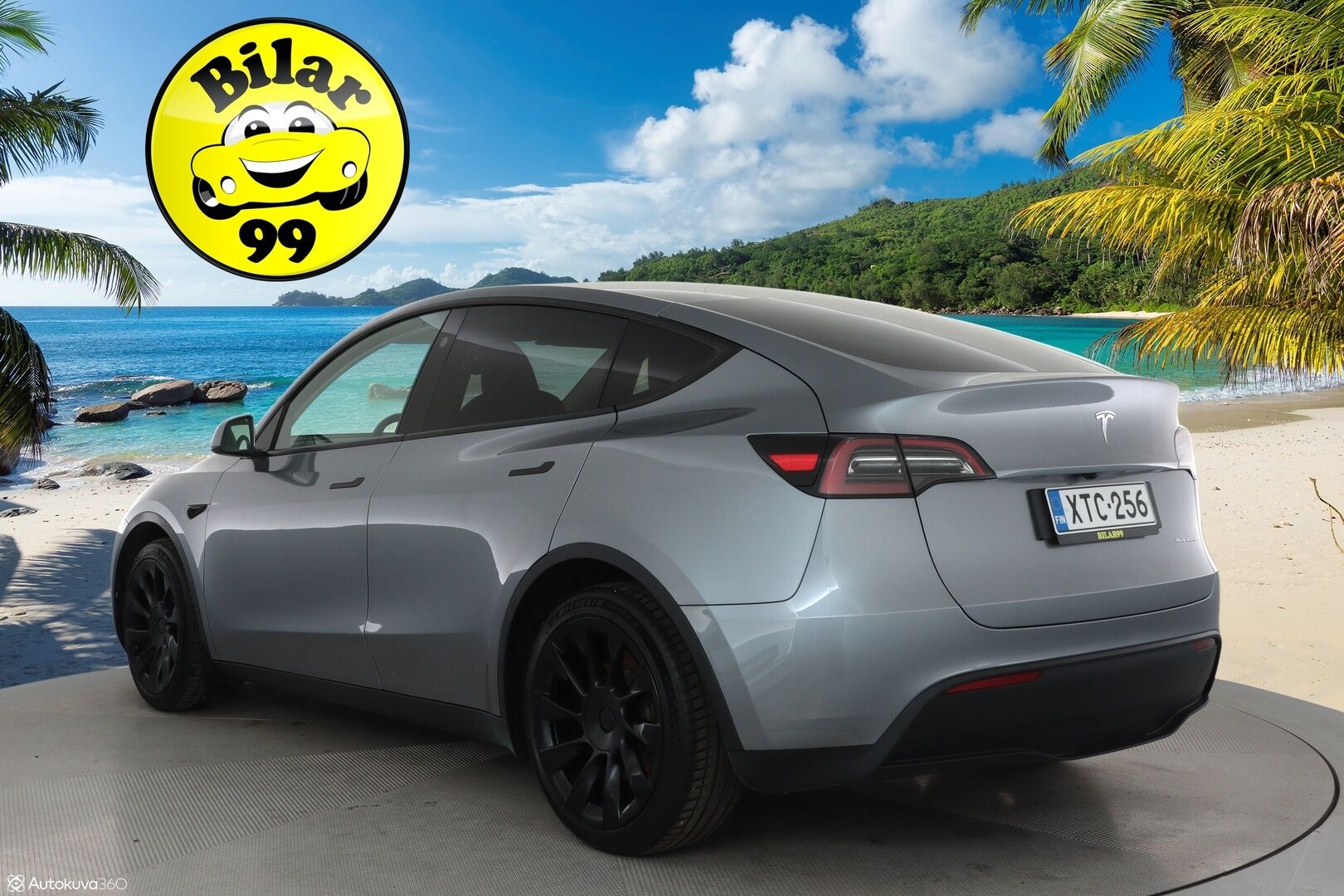 Tesla Model Y 2025 Long Range AWD **Koukku / Matrix LED / Autopilot / Lasikatto / P.kamera / Premium Audio** - 3,99 % KORKOTARJOUS TÄHÄN AUTOON - Quicksilver metalliväri / 1-om. Suomi-auto / Kahdet renkaat vanteilla