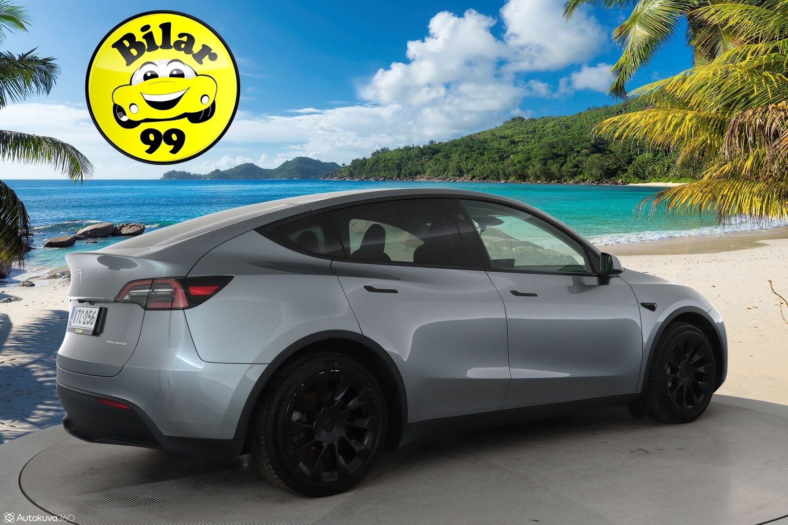 Tesla Model Y 2025 Long Range AWD **Koukku / Matrix LED / Autopilot / Lasikatto / P.kamera / Premium Audio** - 3,99 % KORKOTARJOUS TÄHÄN AUTOON - Quicksilver metalliväri / 1-om. Suomi-auto / Kahdet renkaat vanteilla