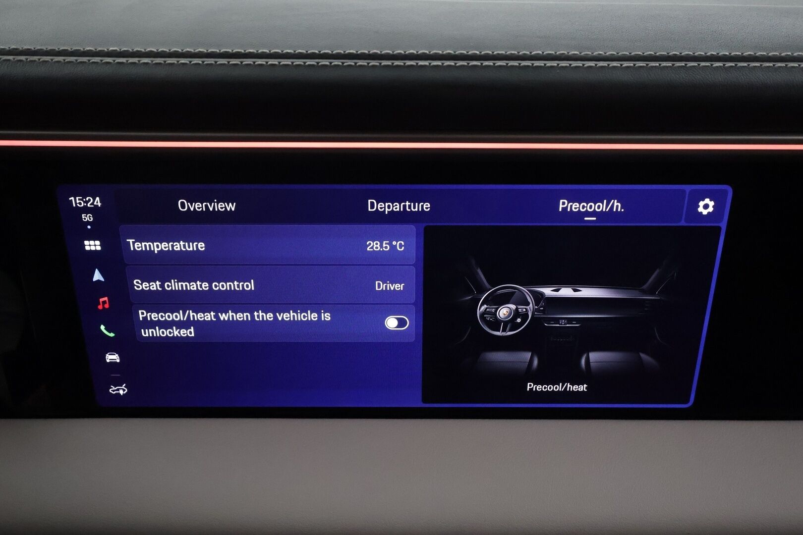 Porsche Macan 2024 4 * ACC / ILP / Bose / Koukku / PASM / Ratinlämmitin / Viihdenäyttö / Sähköpenkit / Vaaleat nahat * - 1.Om Suomi-auto / Kahdet renkaat aluvanteilla / Merkkihuollettu