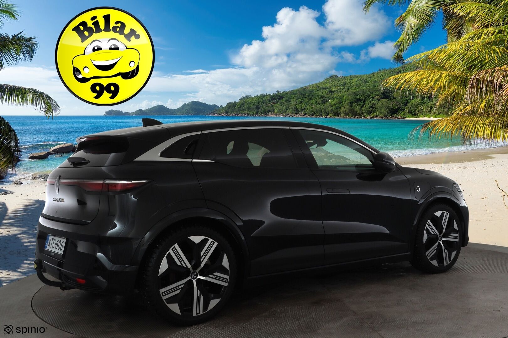 Renault Megane 2022 E-Tech electric 60kWh 220hv Techno * Koukku / ILP / Vakkari / LED / P.Kamera / Navi / Kaistavahti * - Kahdet renkaat aluvanteilla