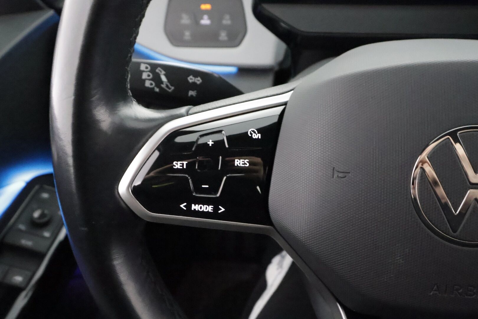 Volkswagen ID.3 2021 Pro Performance Business 150 kW, akku 58 kWh - | ACC | ILP | P.Kamera | IQ-Light LED | Ratinlämmitys | Digimittaristo | Apple&Android | Kahdet Renkaat | Merkkihuollettu |