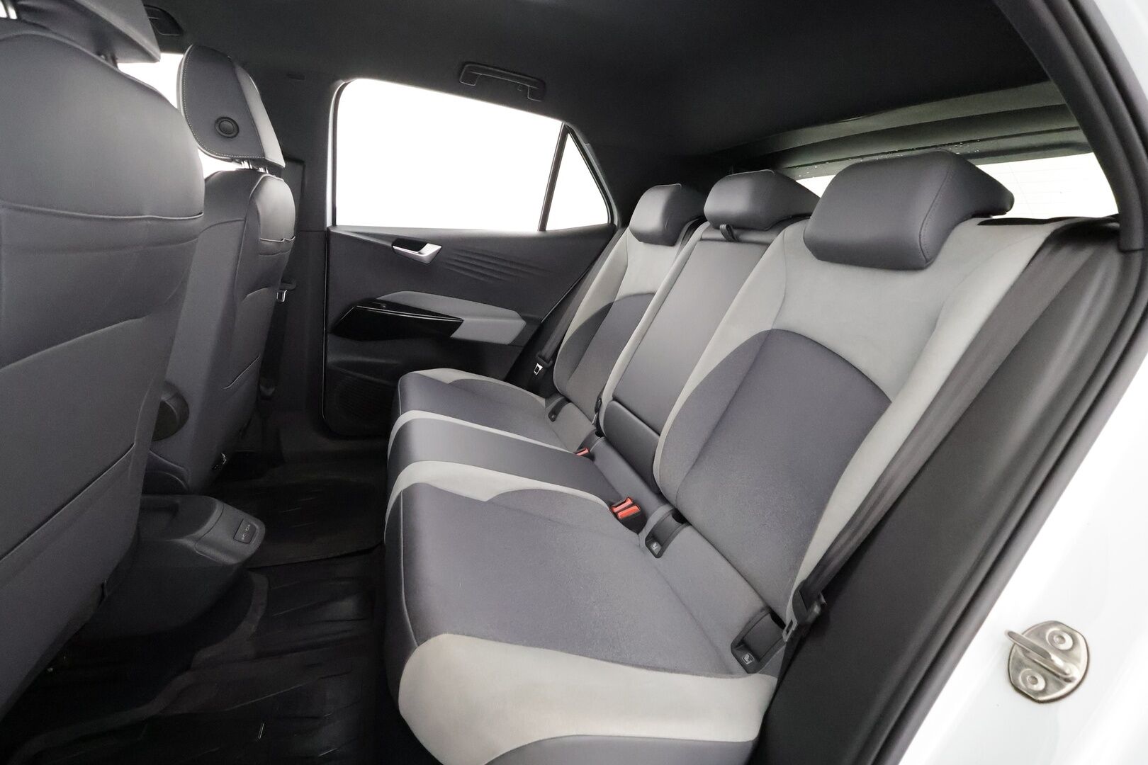 Volkswagen ID.3 2021 Pro Performance Business 150 kW, akku 58 kWh - | ACC | ILP | P.Kamera | IQ-Light LED | Ratinlämmitys | Digimittaristo | Apple&Android | Kahdet Renkaat | Merkkihuollettu |