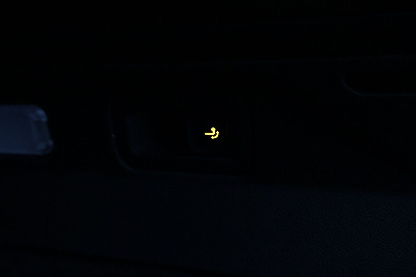 Volkswagen ID.4 2021 PRO 150 KW (AC) 5ov - ACC | P.Kamera | ALV | Taittuva koukku | Matrix-LED | Ratinlämmitys