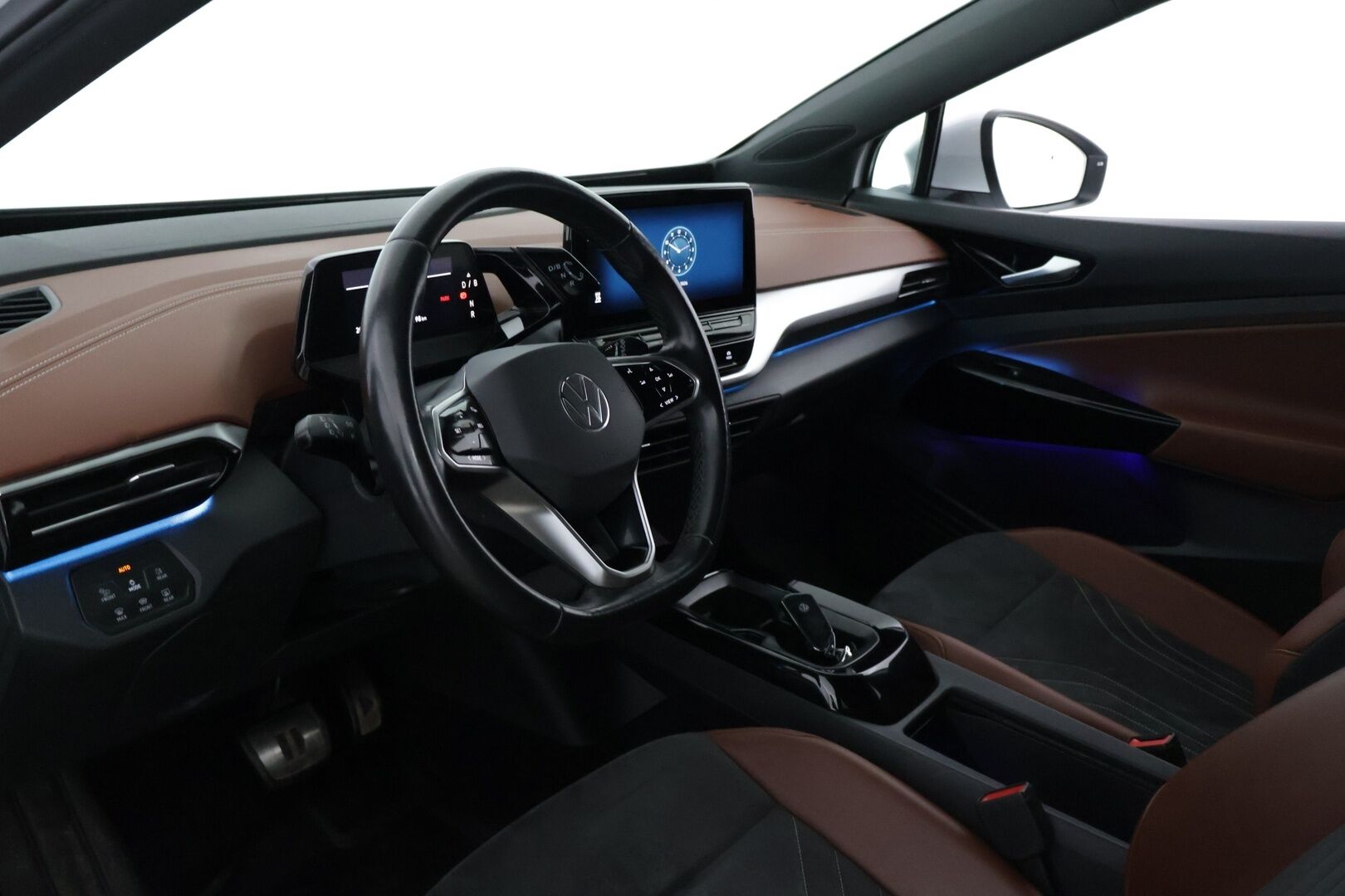 Volkswagen ID.4 2021 ID.4 PRO 150 KW Farmari (AC) 5ov A * / Adapt.vakkari / Peruutuskamera / ALV / Taittuva vetokoukku / Matrix Led / Ratinlämmitys / * - Alvillinen ID4 - HULLUT AVAJAISHULINAT KORKOTARJOUS 3,29 %