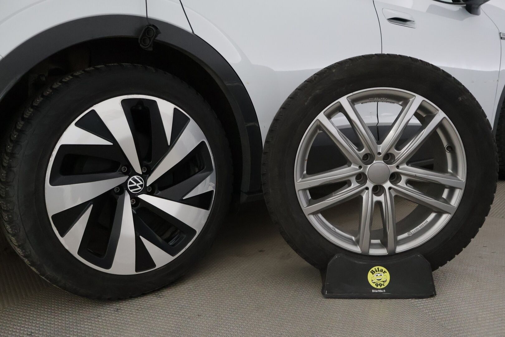 Volkswagen ID.4 2021 PRO 150 KW (AC) 5ov - ACC | P.Kamera | ALV | Taittuva koukku | Matrix-LED | Ratinlämmitys