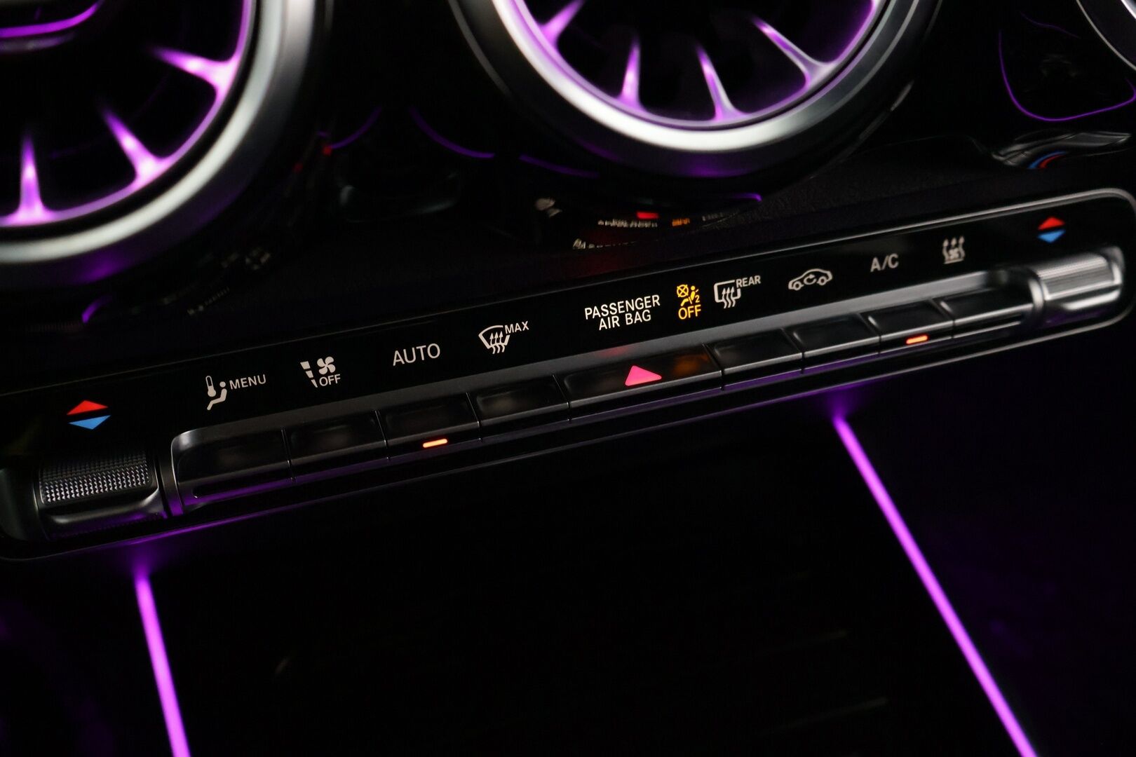Mercedes-Benz EQB 2022 300 4MATIC AMG Line - Digimittaristo | ACC | P-Kamera | Tutkat | Ambient | BLIS | LED High Performance 