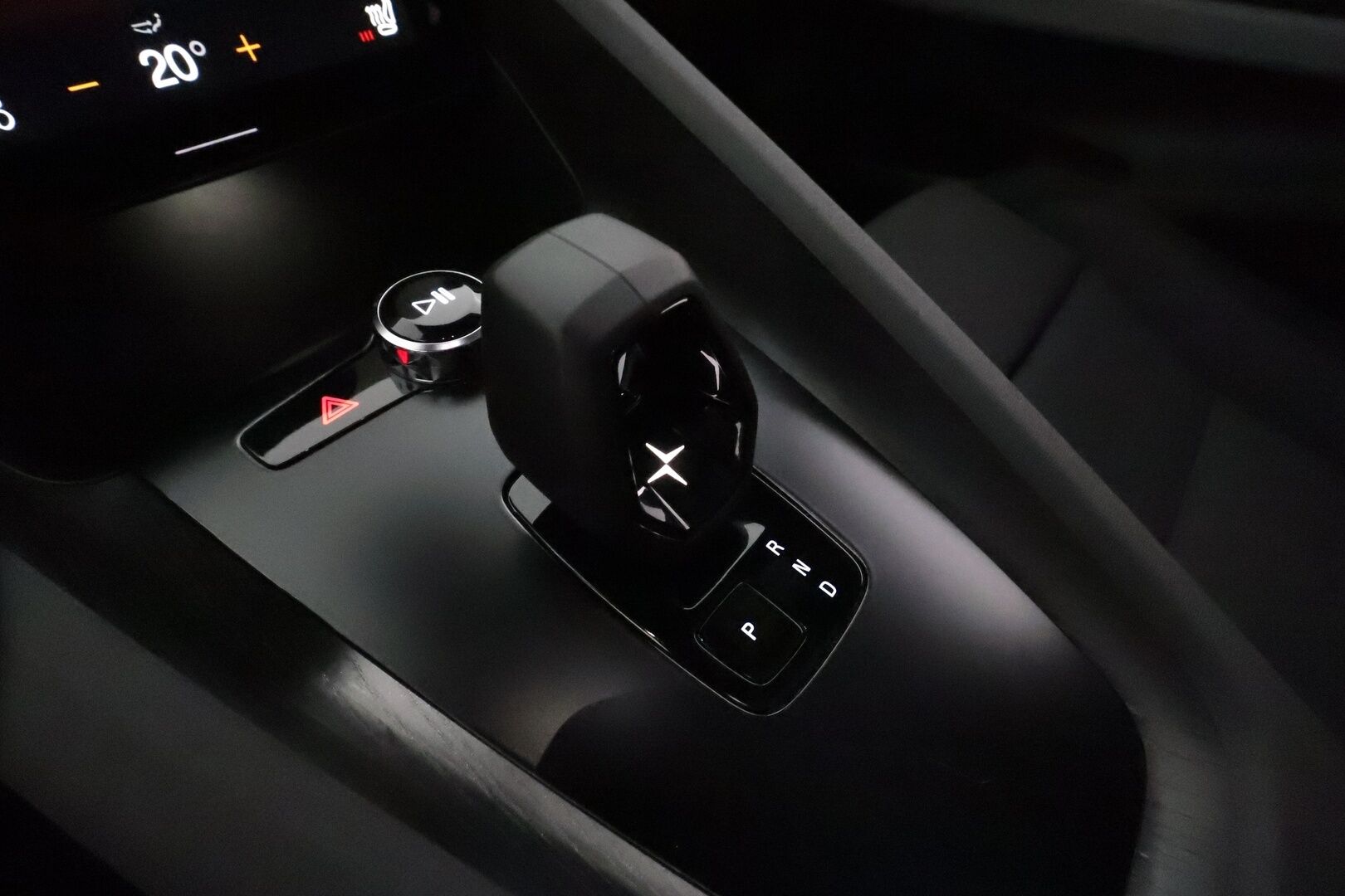 Polestar 2 2021 Performance *ACC / H&K / 360° / Muistipenkki / Pixel LED / Lasikatto / Navi / BLIS* - Merkkihuollettu