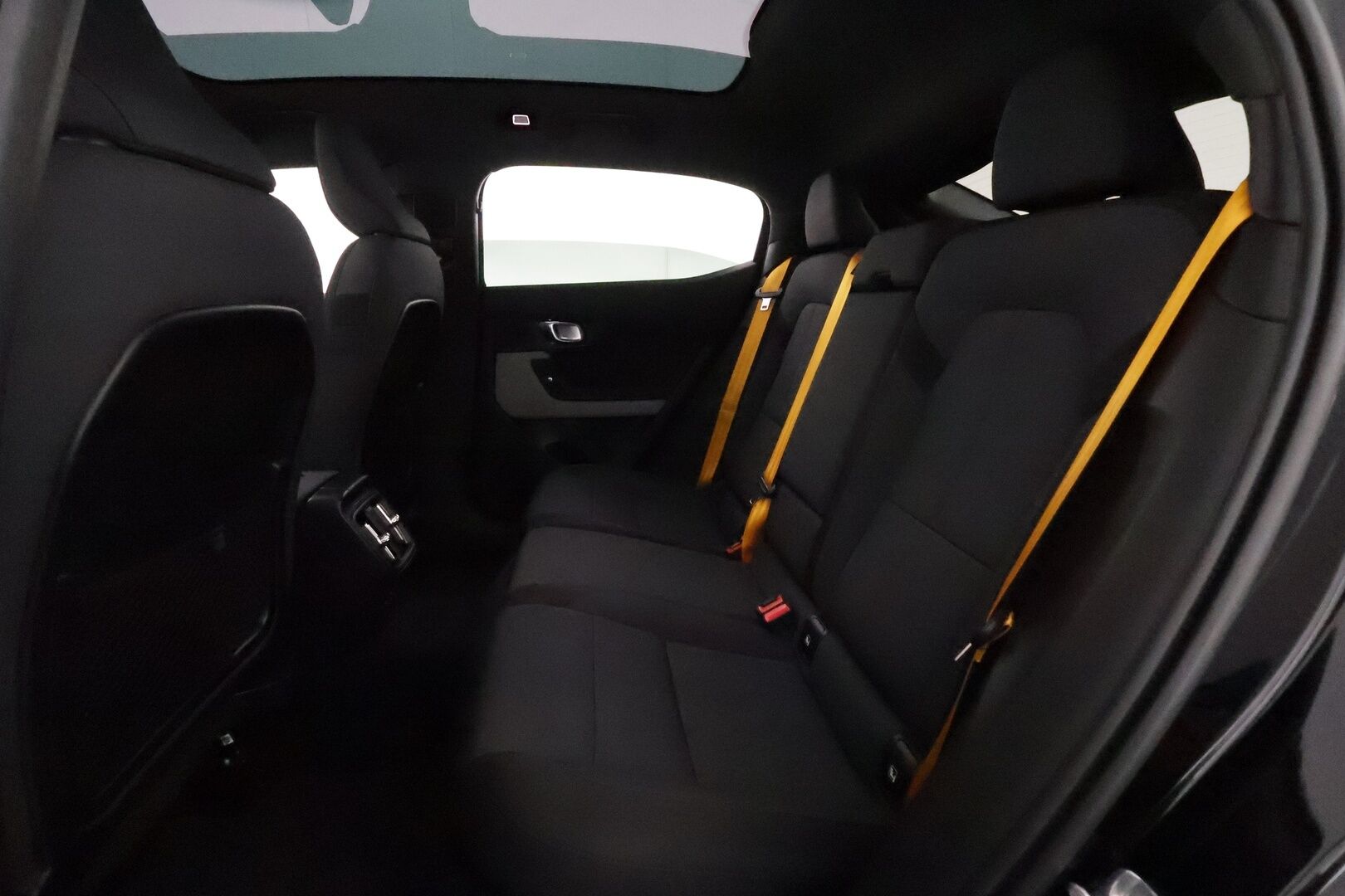 Polestar 2 2021 Performance *ACC / H&K / 360° / Muistipenkki / Pixel LED / Lasikatto / Navi / BLIS* - Merkkihuollettu