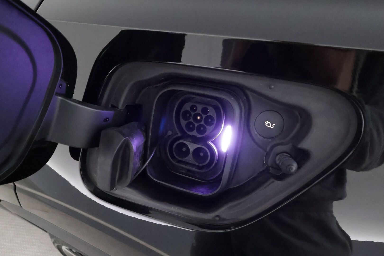 Polestar 2 2021 Performance *ACC / H&K / 360° / Muistipenkki / Pixel LED / Lasikatto / Navi / BLIS* - Merkkihuollettu