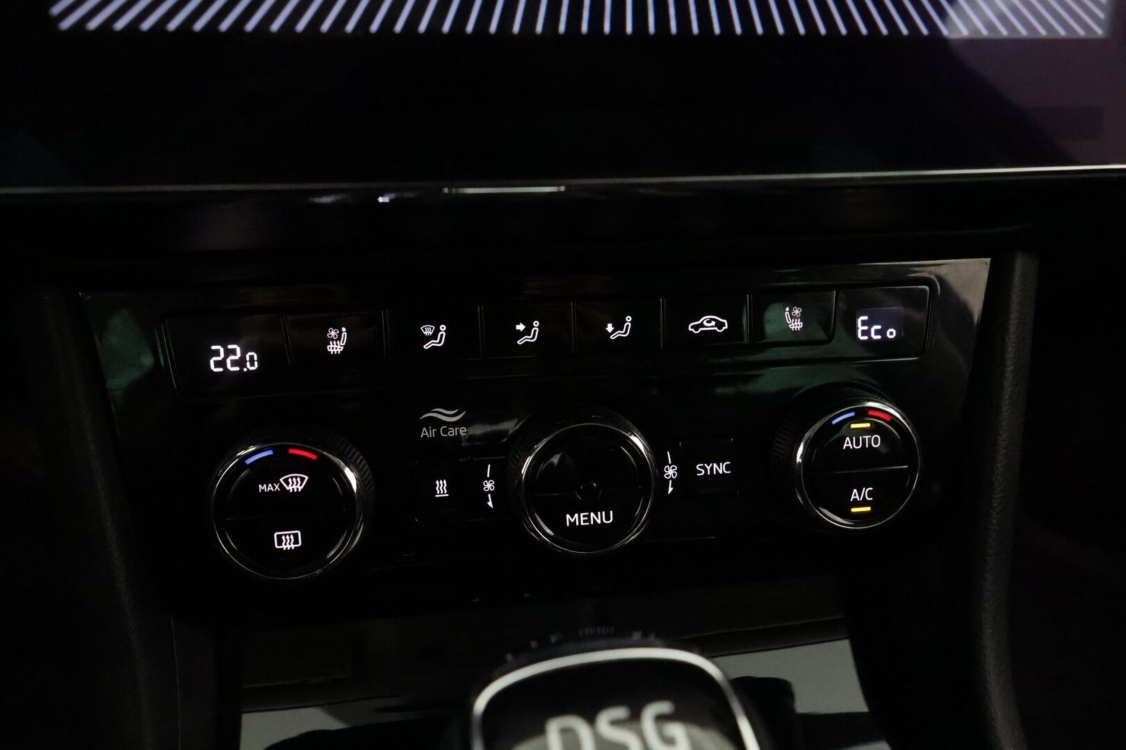 SKODA SUPERB 2020 1.4 TSI PHEV L&K *ACC / Webasto / Koukku / Keyless / Matrix-LED* - Katso tämä hinta! / L&K / Merkkihuollettu / Viimeisin huolto 102tkm / Kahdet renkaat alumiinivanteilla