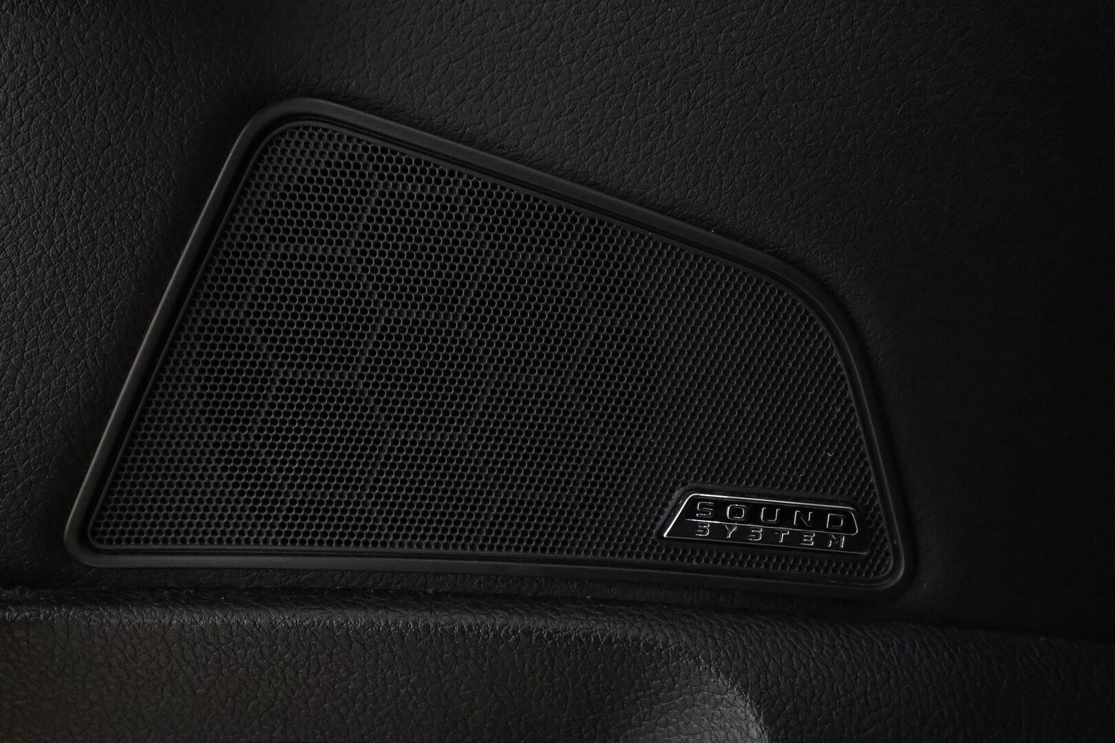 SKODA SUPERB 2020 1.4 TSI PHEV L&K *ACC / Webasto / Koukku / Keyless / Matrix-LED* - Katso tämä hinta! / L&K / Merkkihuollettu / Viimeisin huolto 102tkm / Kahdet renkaat alumiinivanteilla